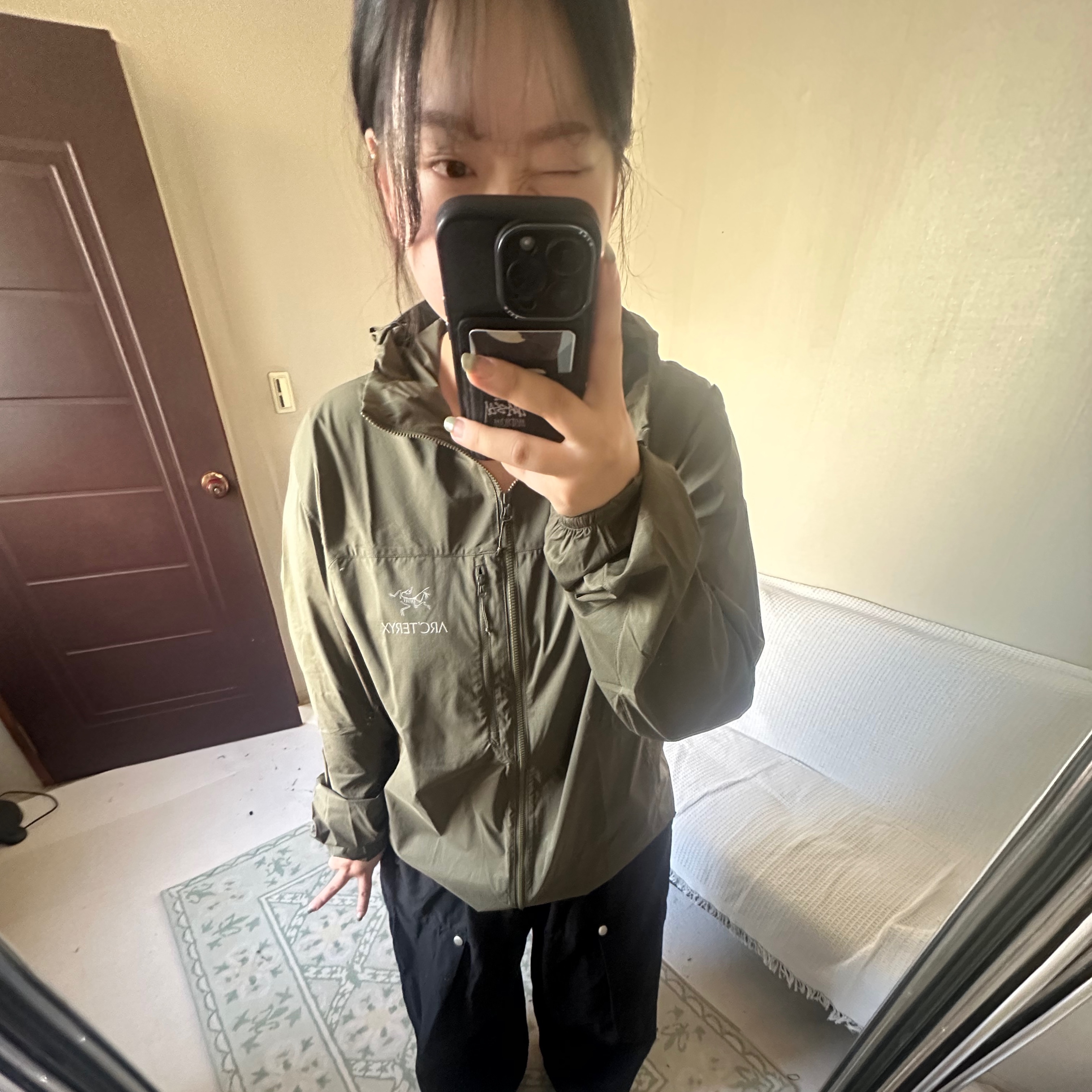 Arc'teryx Squamish Hoody Tatsu 착용 스타일 - 2