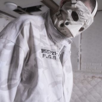 Project G/R Bondage Cross Fishtail Parka White Camo 착용 스타일 - 2
