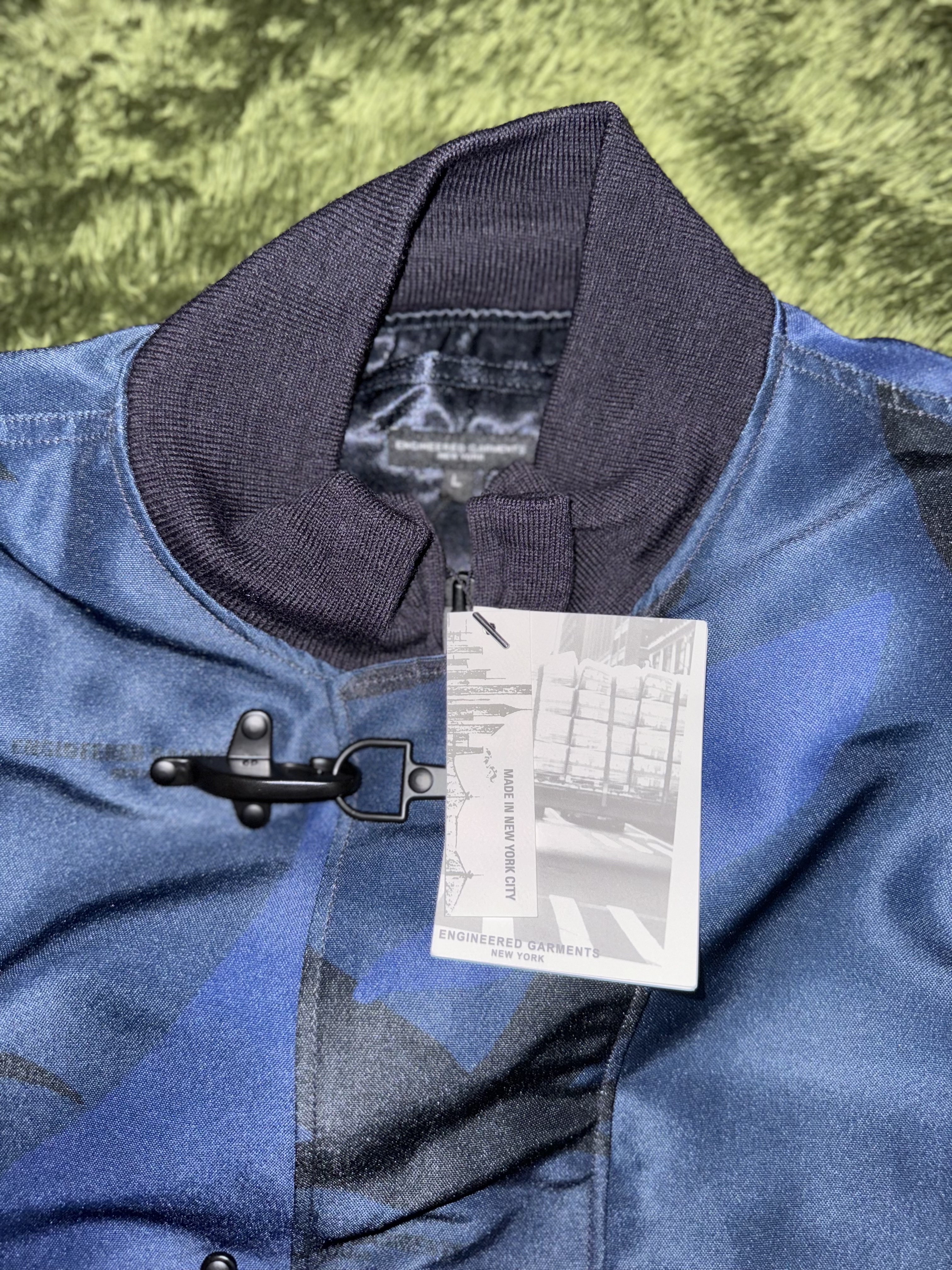 Engineered Garments Poly Seagull Print Oxford Deck Jacket Navy 착용 스타일 - 3