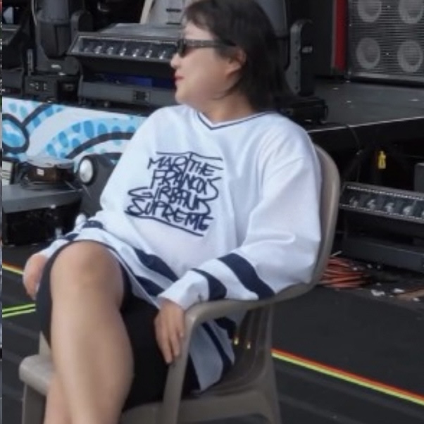 Supreme x Marithe Francois Girbaud Hockey Jersey White - 25SS, Gentle Monster x Maison Margiela MM206 Black Gray 착용 스타일 - 2