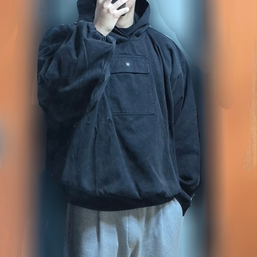 Yeezy Gap Engineered By Balenciaga Sateen Anorak Black 착용 스타일
