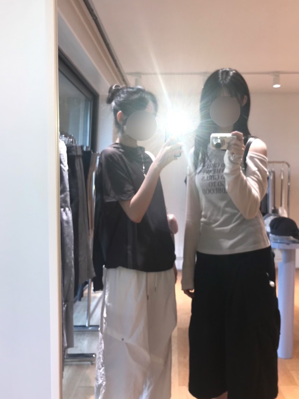 Sansan Gear Hoodied Pocket T-Shirt Brown - 25SS, Nff Harmless Frame Necklace Silver 착용 스타일 - 2