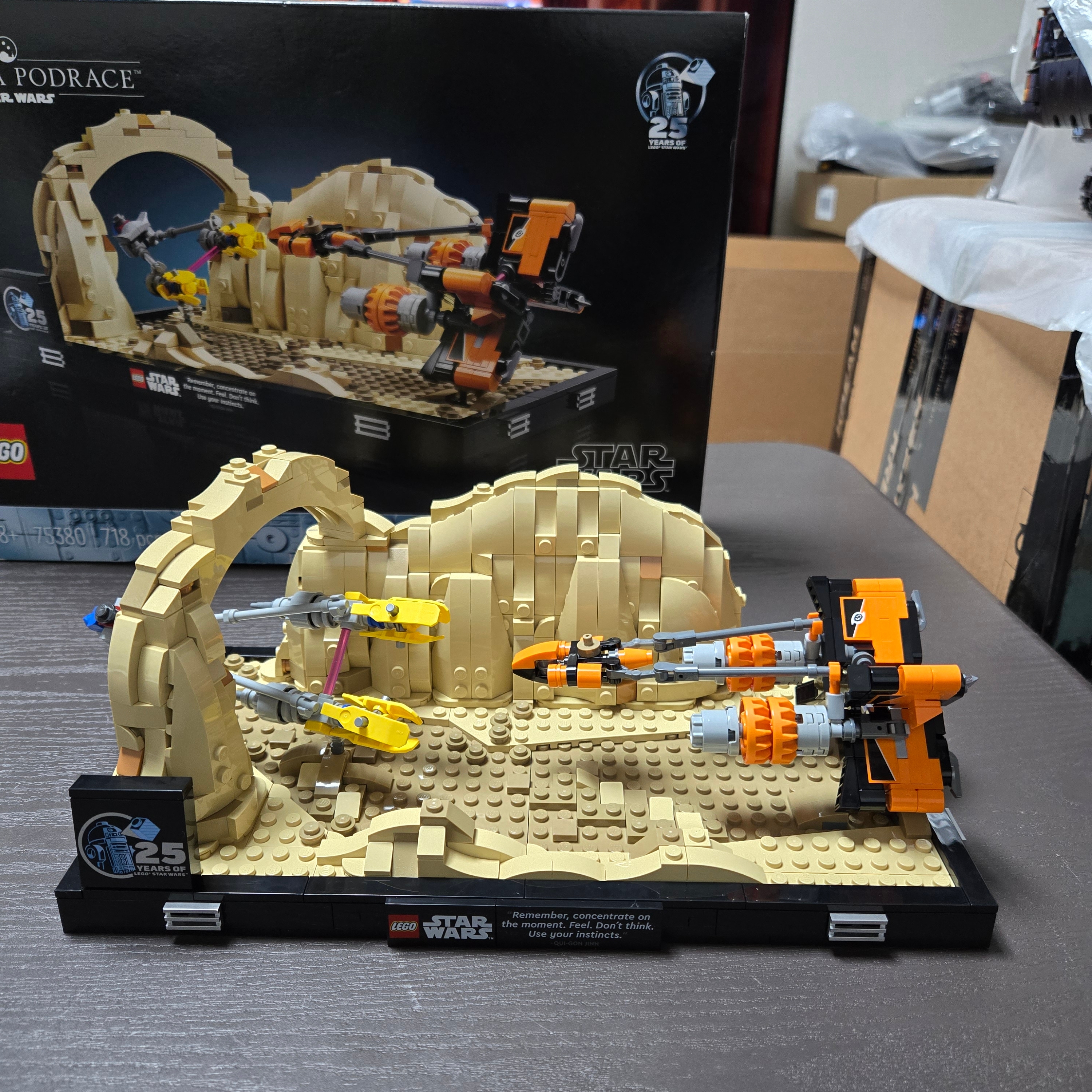 Lego Star Wars Mos Espa Podrace Diorama 착용 스타일 - 1