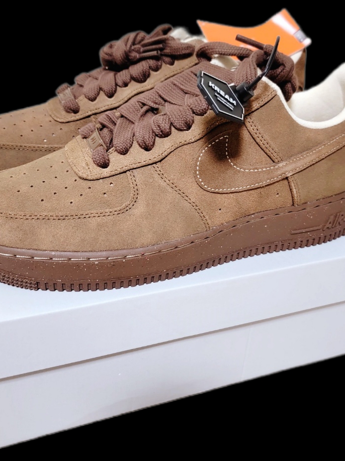 (W) Nike Air Force 1 '07 Cacao Wow 착용 스타일 - 1