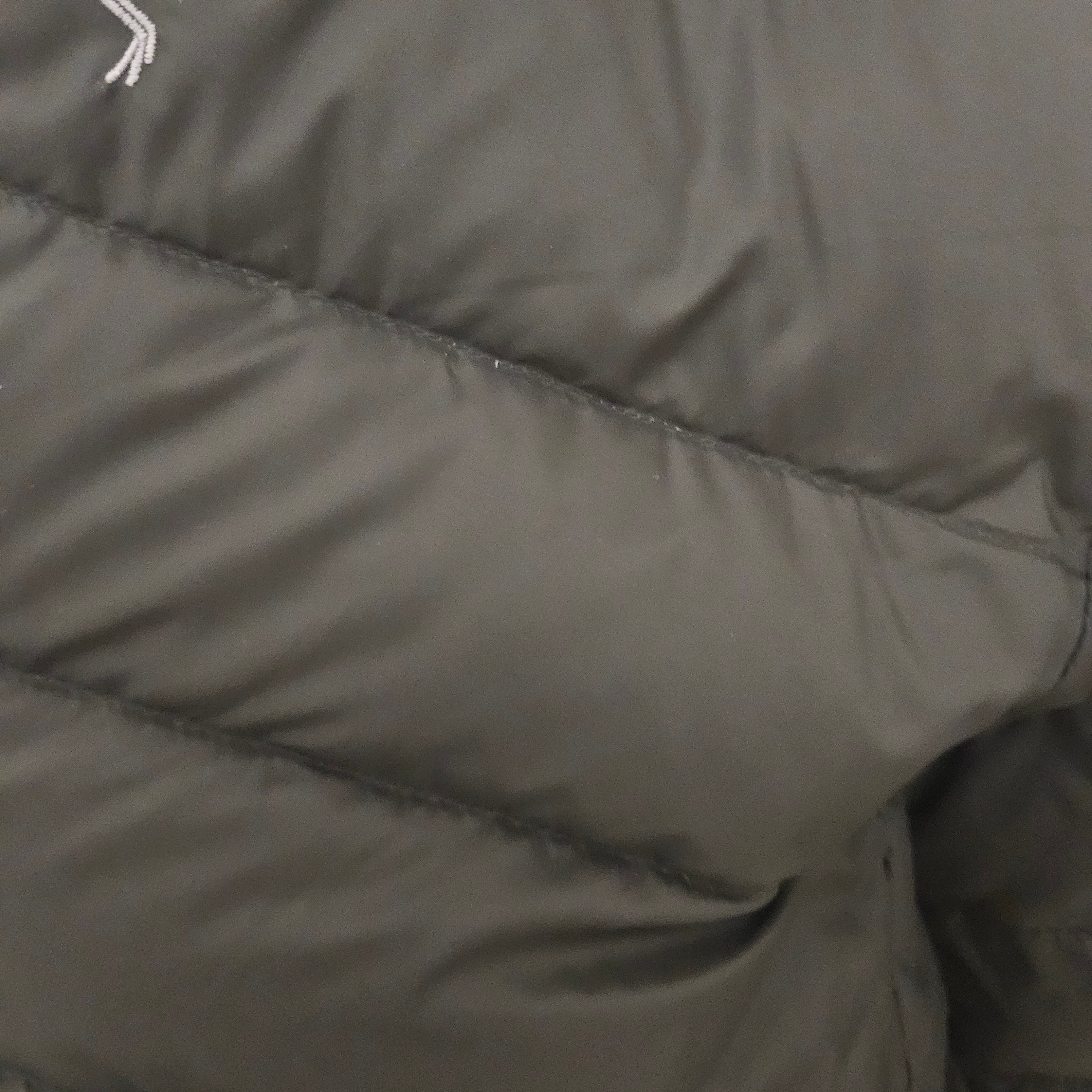Arc'teryx Cerium Hoody Black 착용 스타일