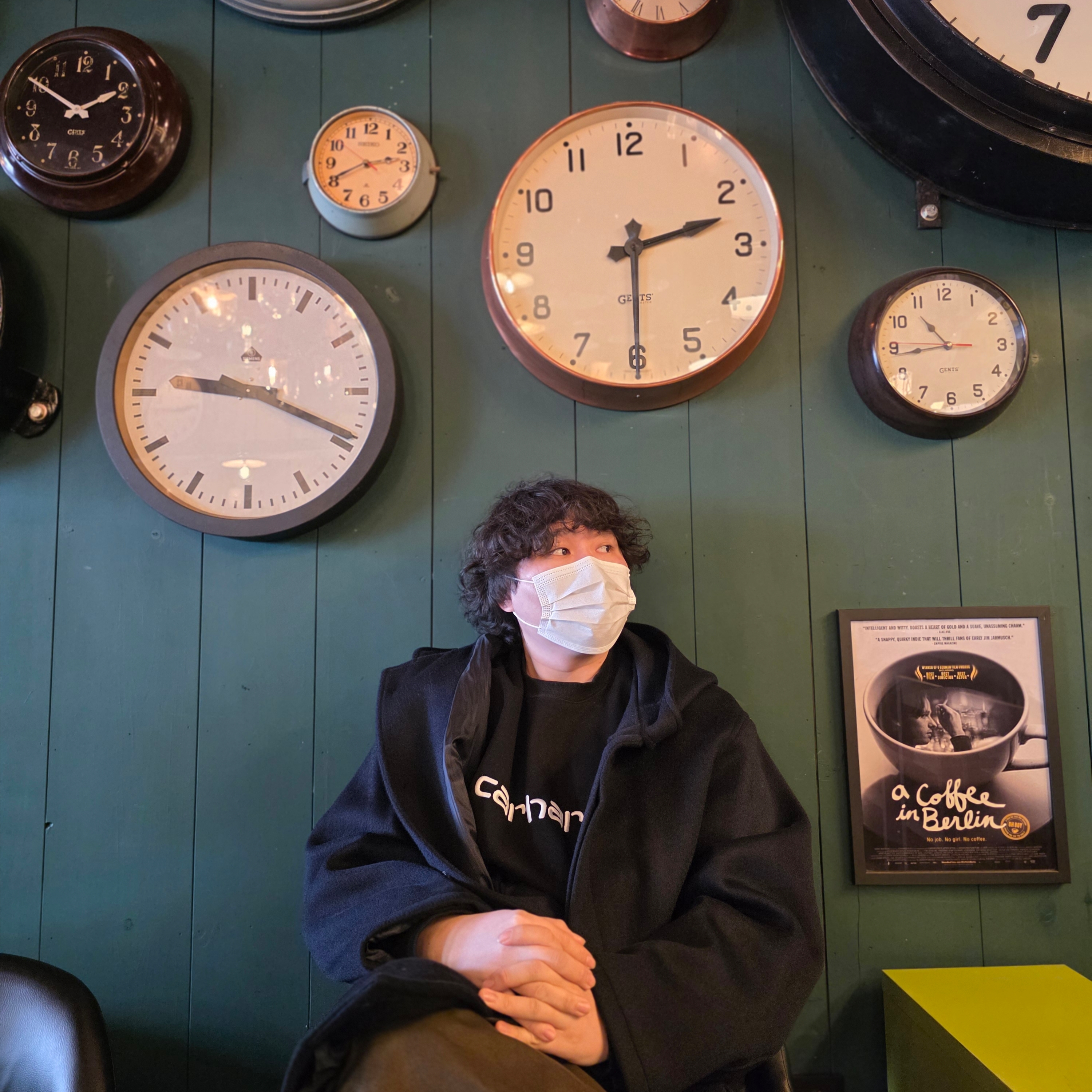 Carhartt WIP Carhartt Sweatshirt Black White, Carhartt WIP Carhartt Sweatshirt Black White 착용 스타일 - 2