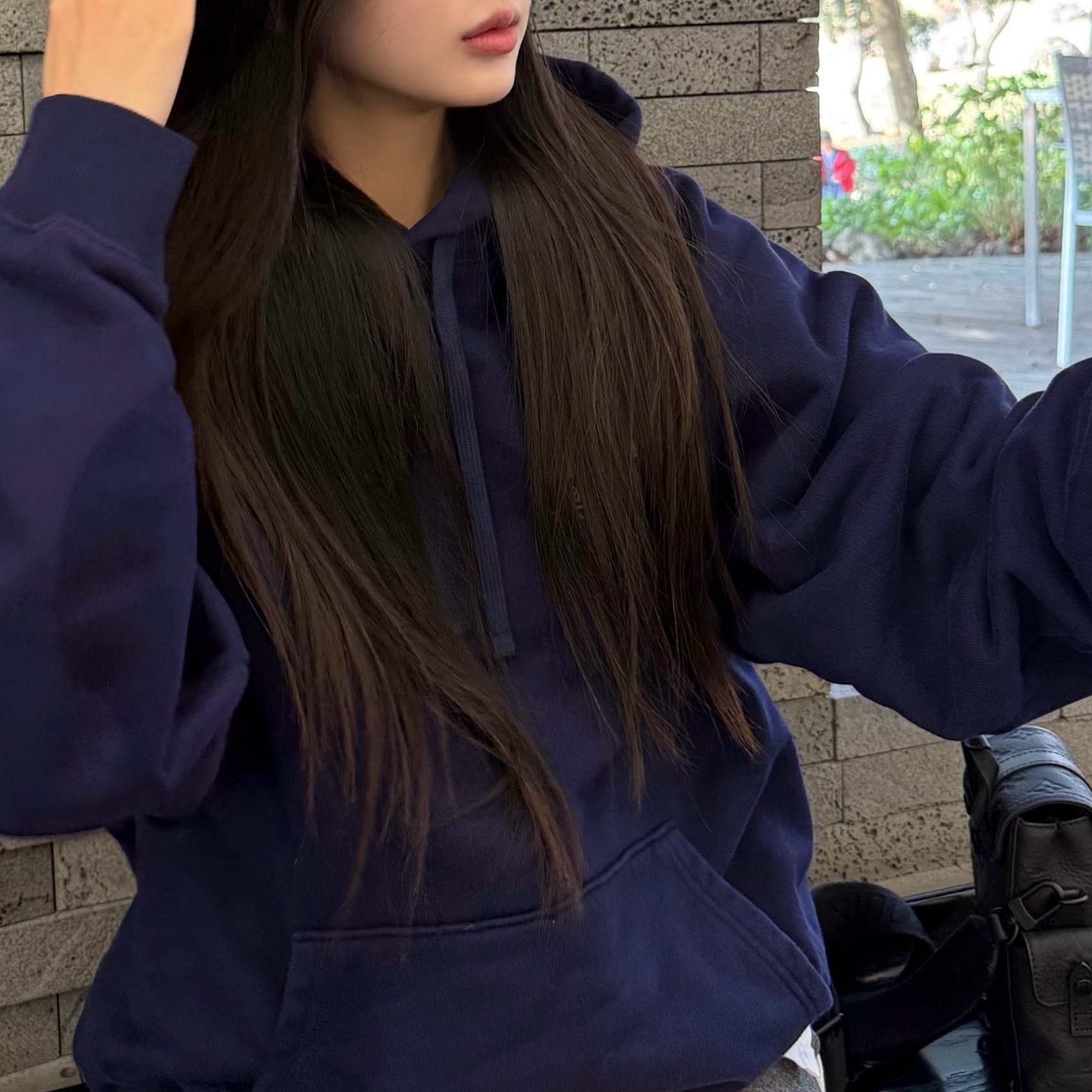 Aime Leon Dore Unisphere Hoodie Evening Blue 착용 스타일 - 3