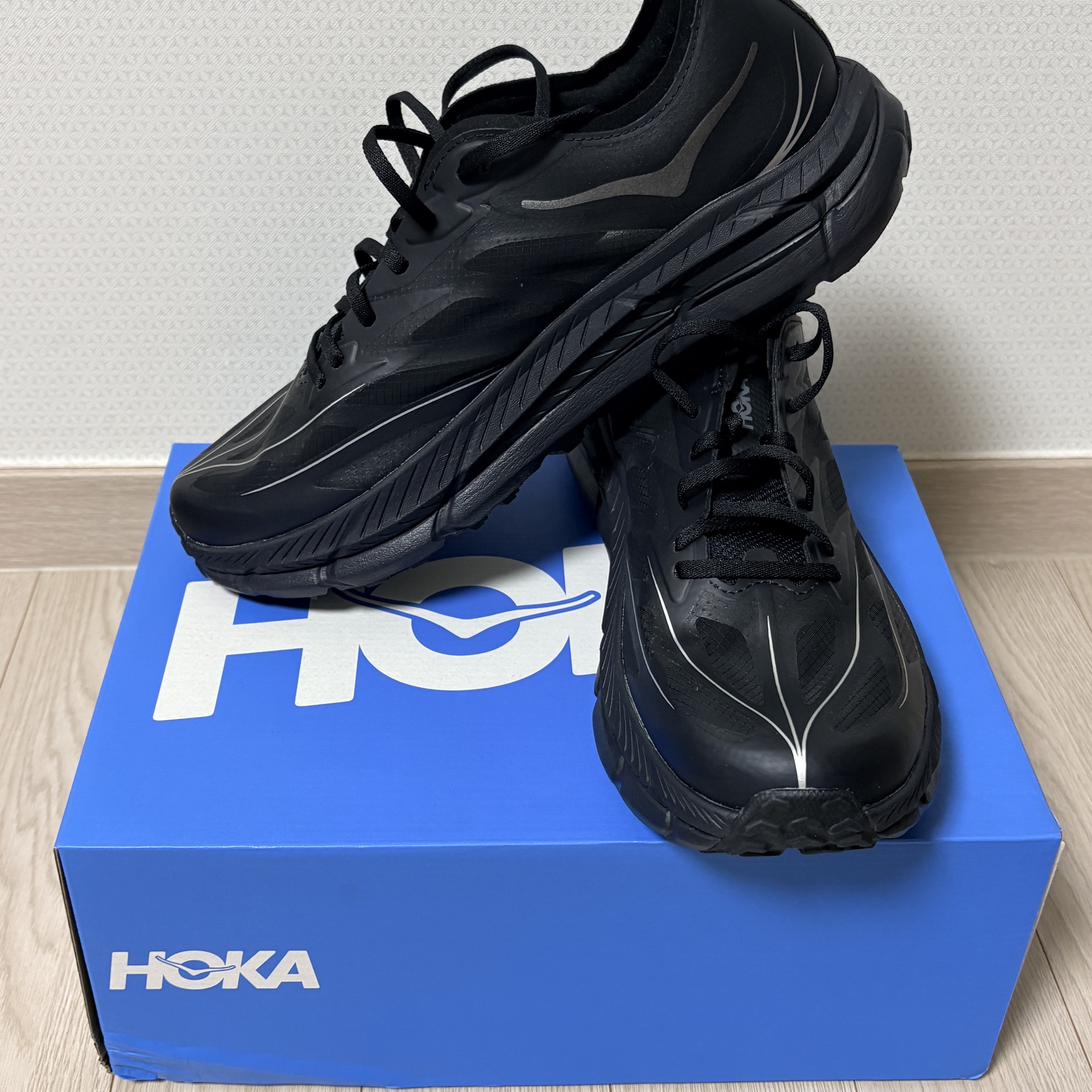 Hoka Mafate Speed 4 Lite Black Outer Orbit 착용 스타일 - 1