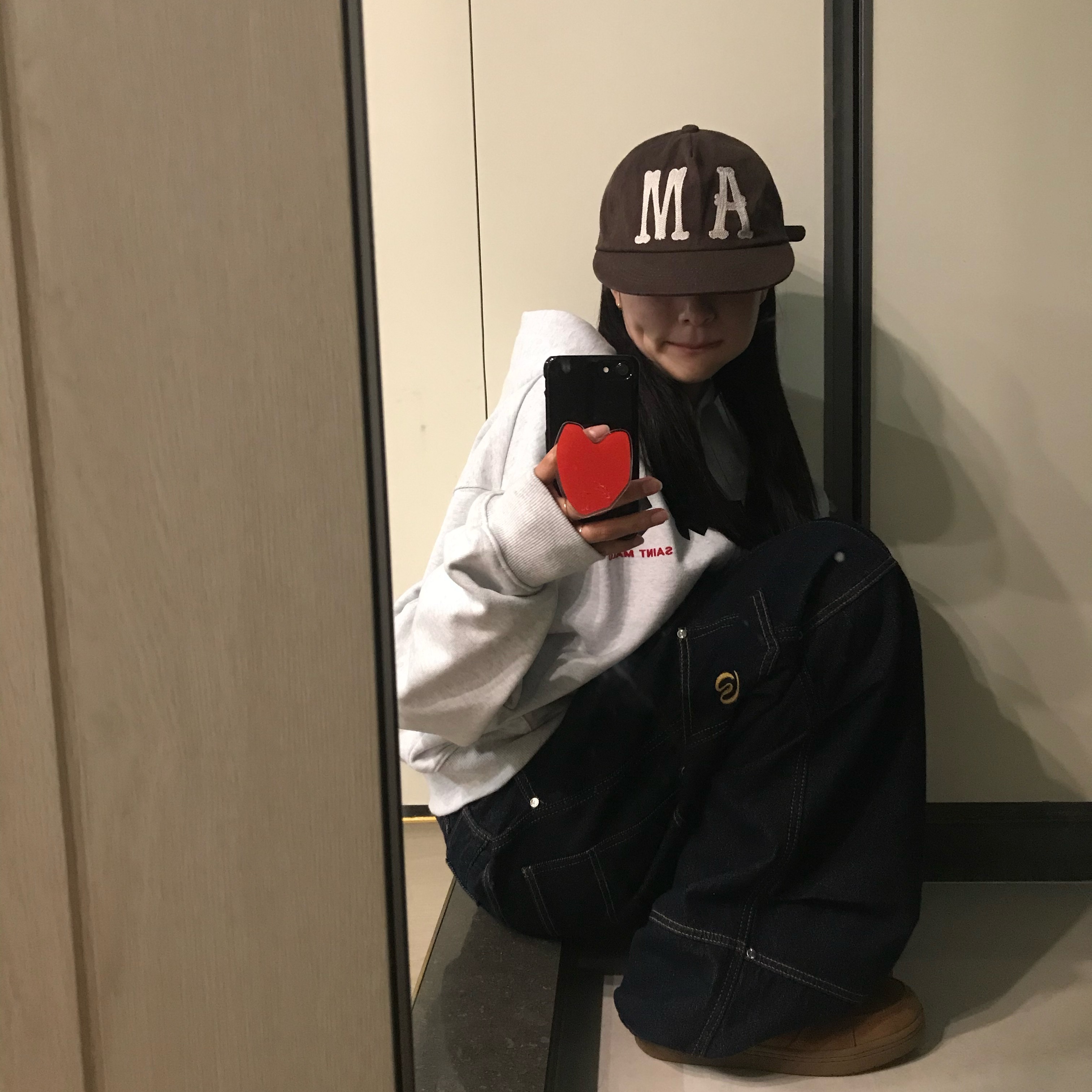 AMOU Square Star Hoodie Zip Up White Melange, AMOU Square Star Hoodie Zip Up Navy 착용 스타일 - 6