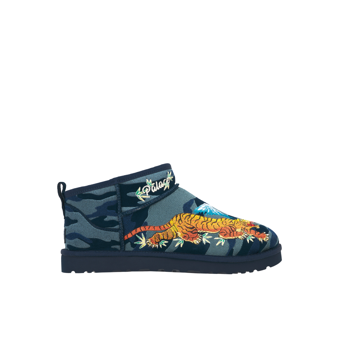 어그 x 팔라스 울트라 미니 부츠 네이비 카모(UGG x Palace Ultra Mini Boot Navy Camo)