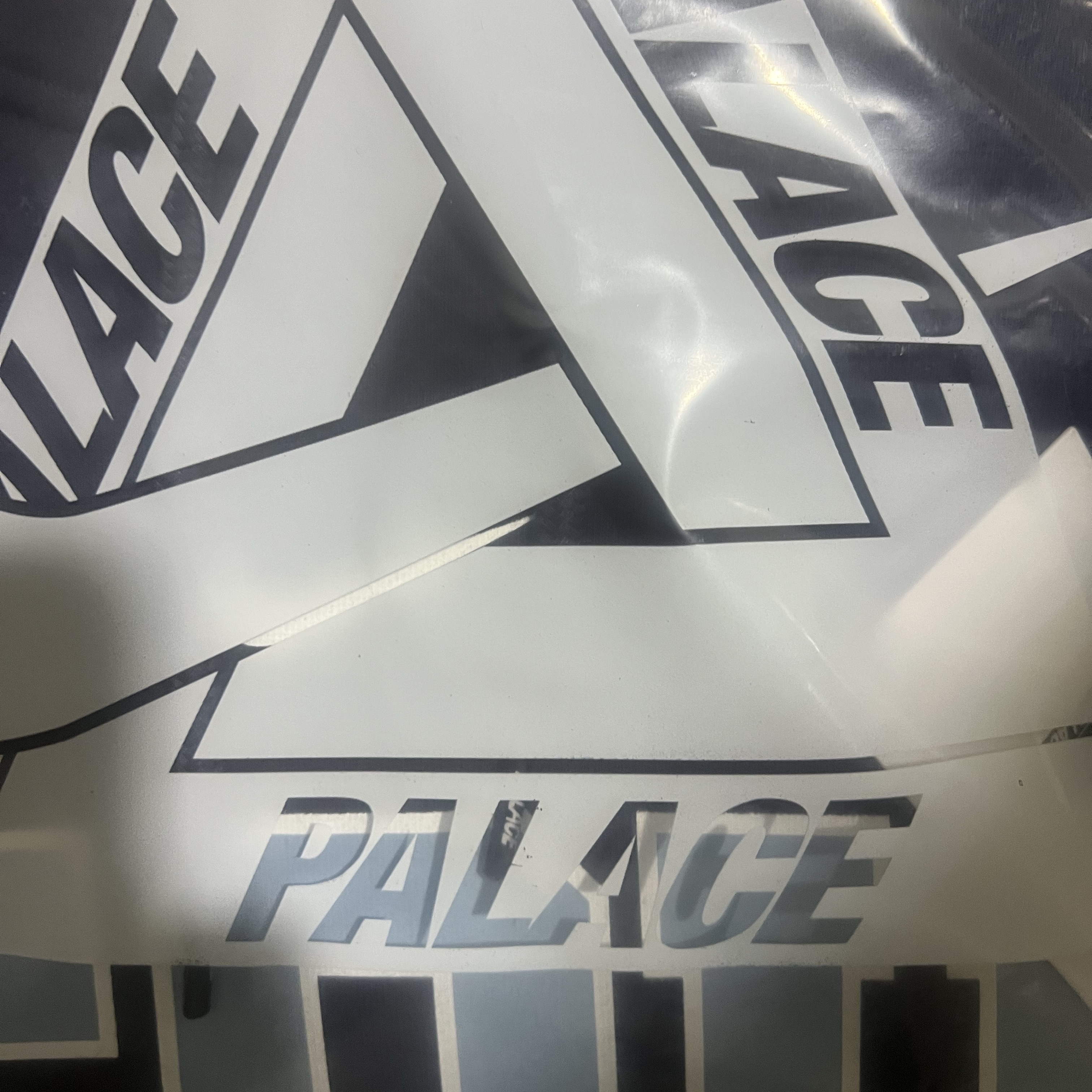 Palace x Nike Shop Hood Apgujeong Navy - 25FW 착용 스타일