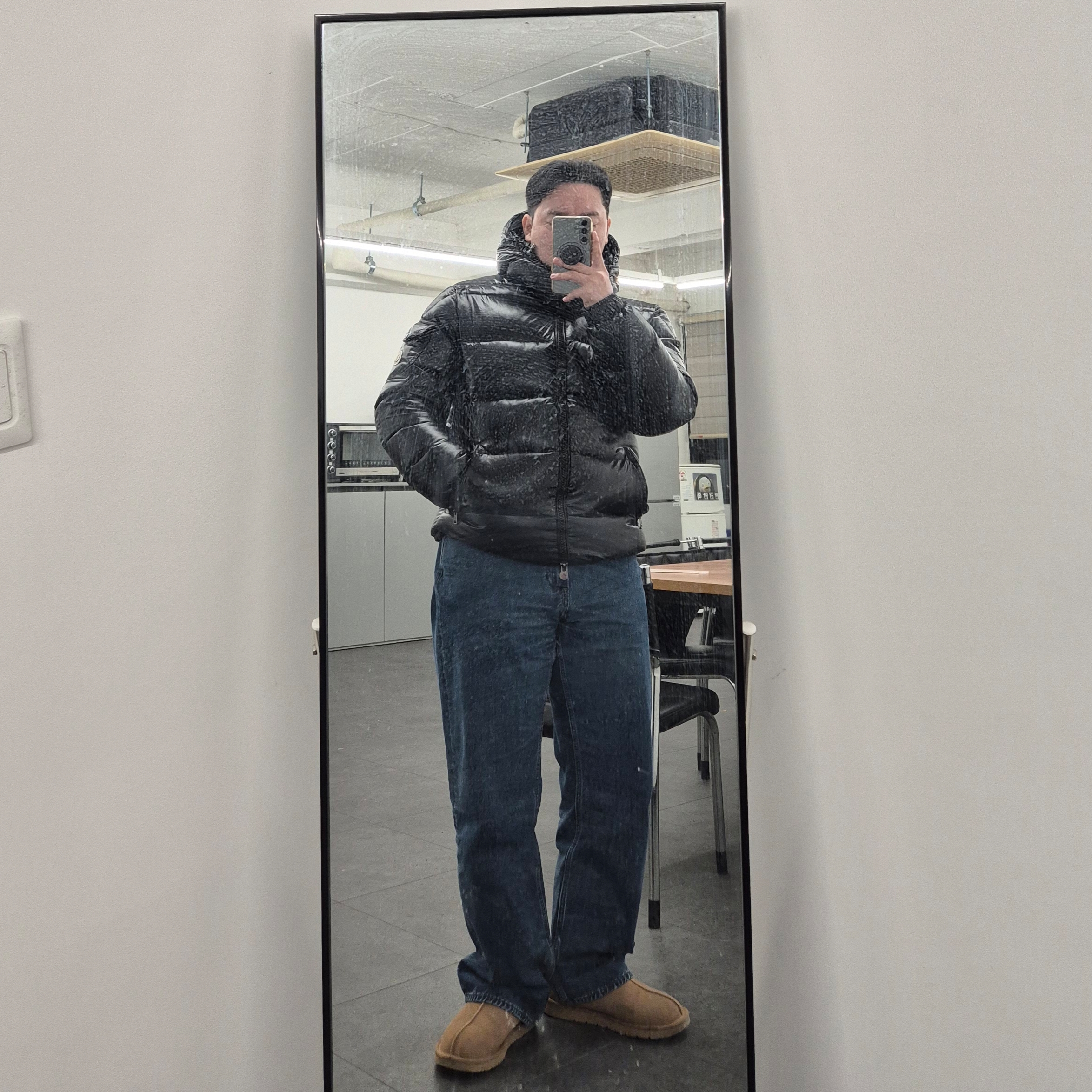 Moncler Maya Hooded Short Down Jacket Black - 25FW, Uniqlo x JW Anderson Straight Jean Blue - KR 착용 스타일