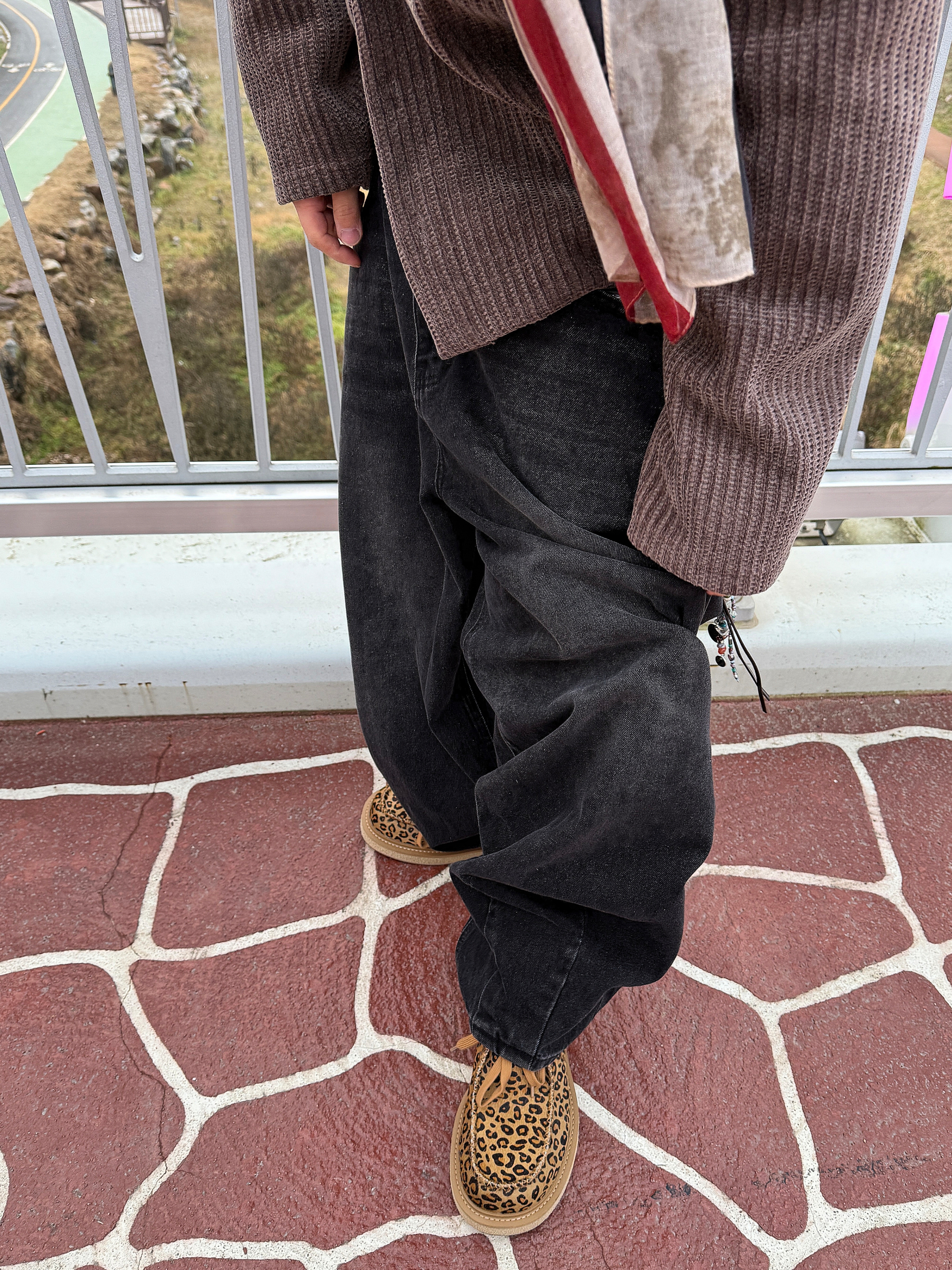 Millo Archive Layer Stripe Long Sleeve Black 착용 스타일 - 8