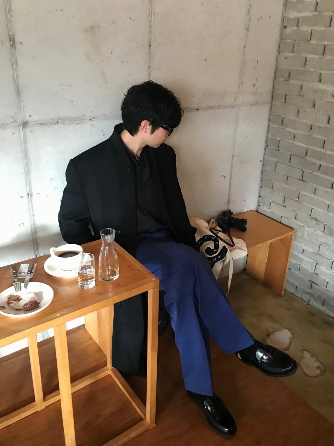 HARUTA X Insane Garage IG906 Black Penny Loafer 착용 스타일 - 1