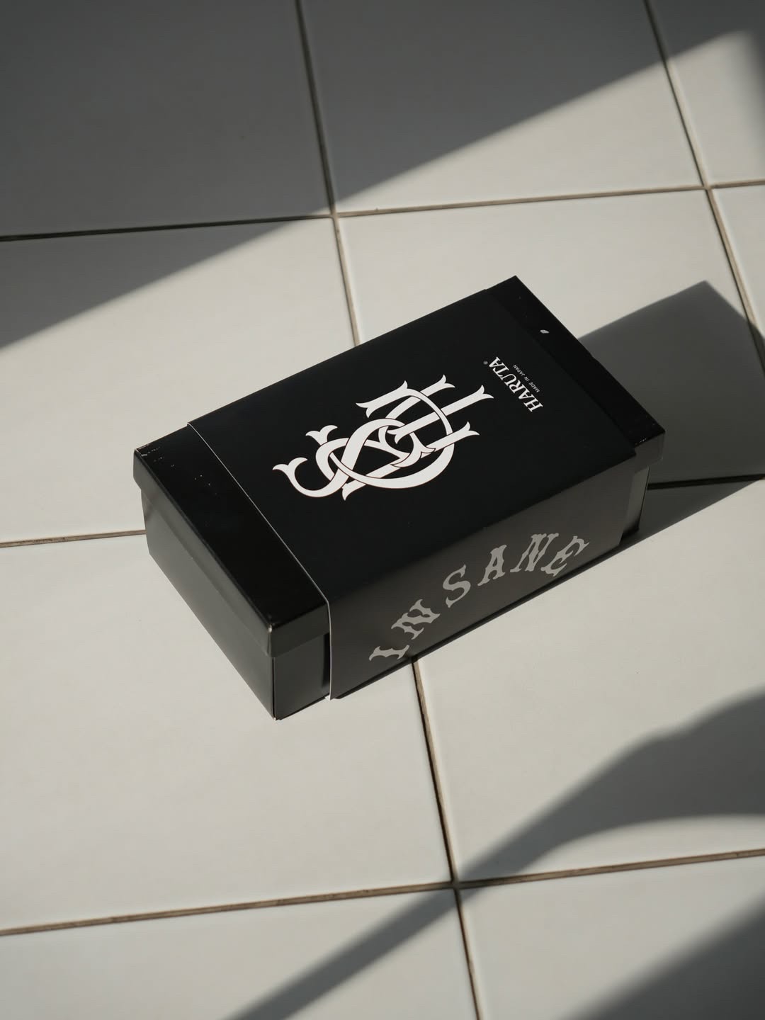HARUTA X Insane Garage IG906 Black Penny Loafer 착용 스타일 - 5