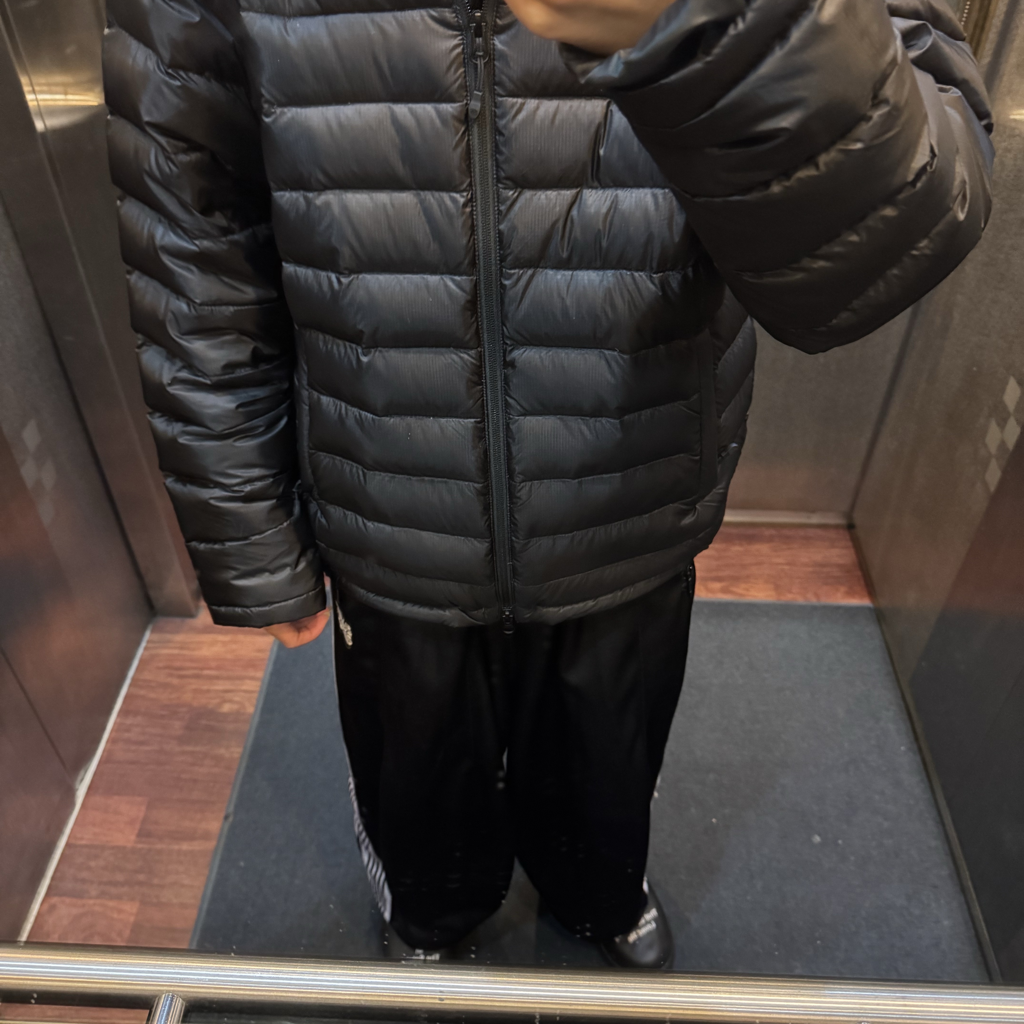 Sansan Gear Suffix Puffer Jacket Black - 25FW, Oofos x Takahiromiyashita The Soloist Last Night I Dreamed That Somebody Loved Me The Sound of The Soloist Clog Black 착용 스타일