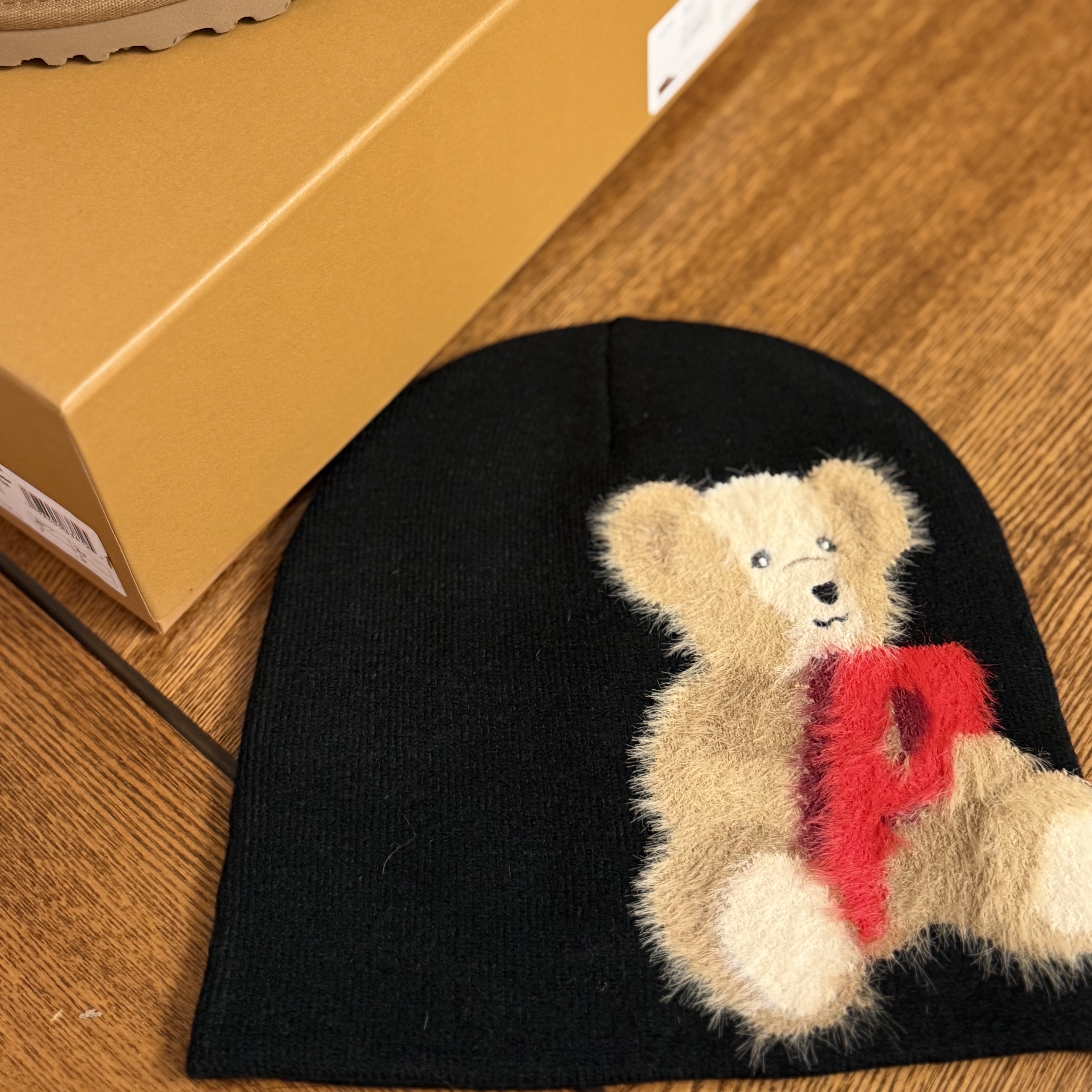 Palace P Bear Nein Cu STYLE | KREAM