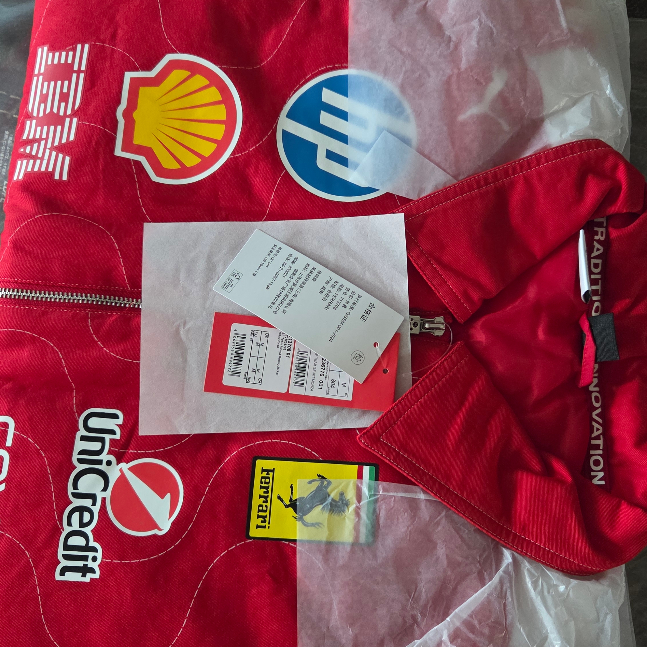 Scuderia Ferrari x Puma HP 2025 Team Monza Racing Jacket Rosso Corsa 착용 스타일 - 1