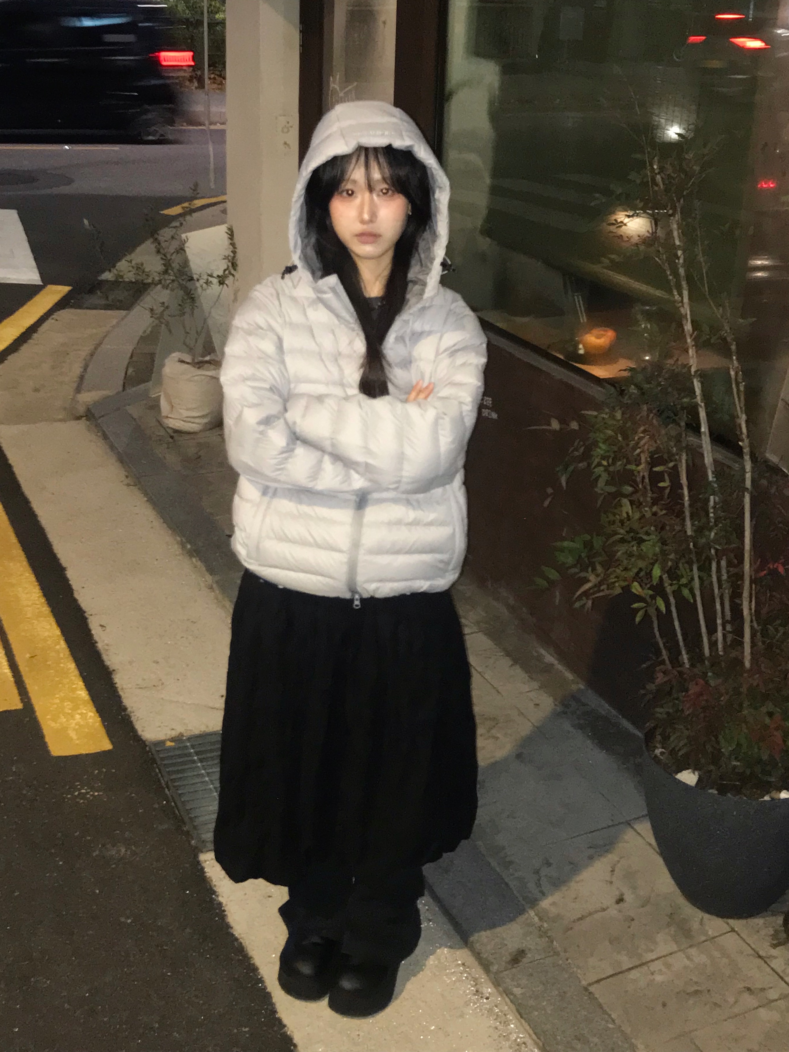 QT8 GARMENTS Duck Down Lightweight Jacket Light Grey 착용 스타일 - 1