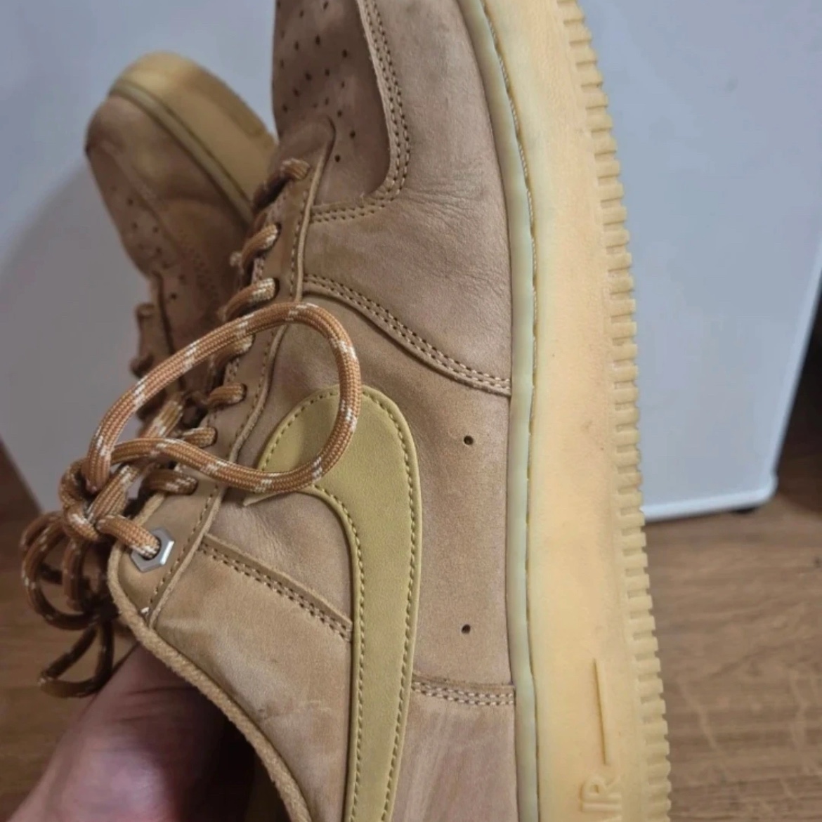 Nike Air Force 1 '07 WB Flax 착용 스타일