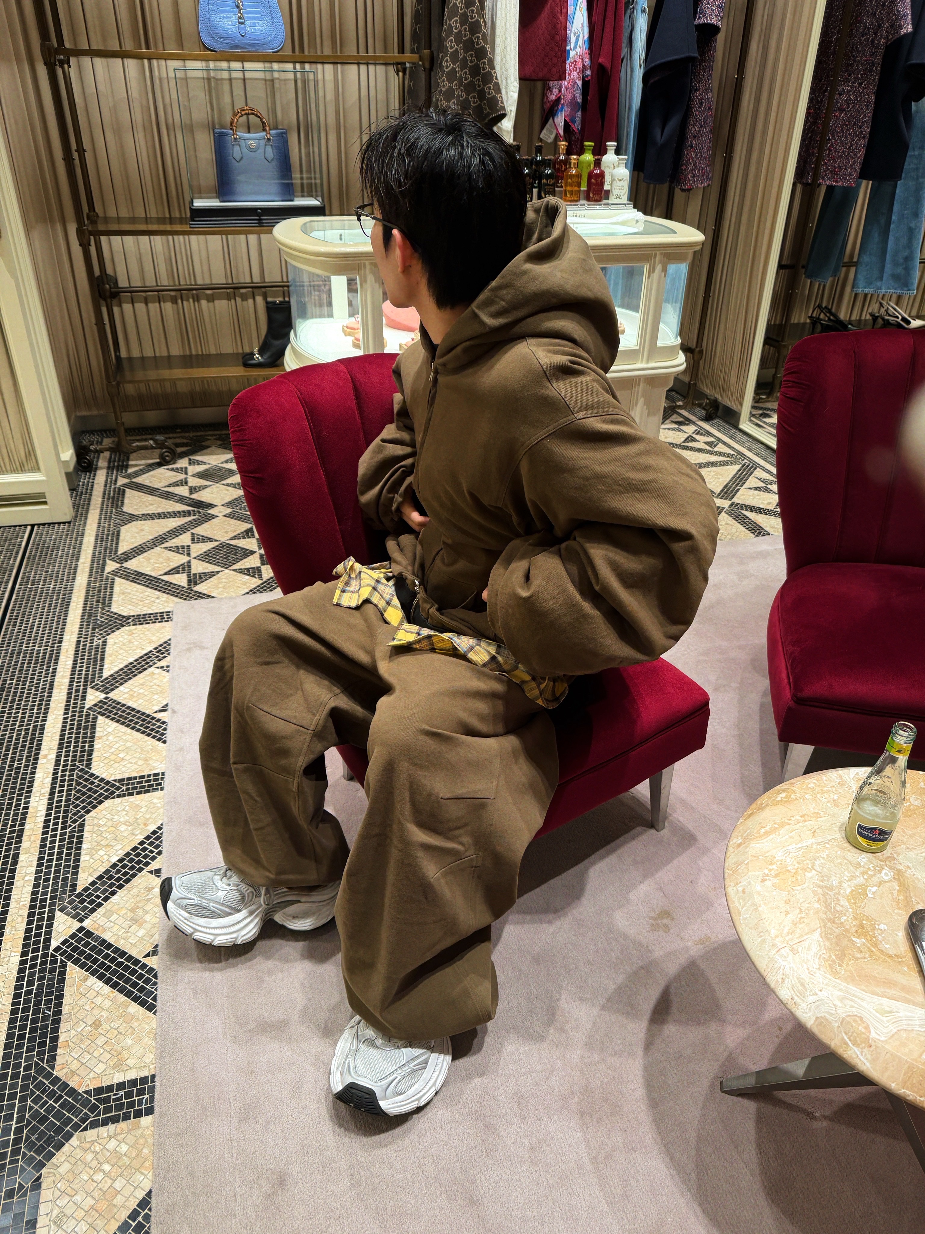 Nonnod Moleskin Shirring Bomber Khaki Brown, Nonnod Moleskin Track Pants Khaki Brown 착용 스타일 - 6