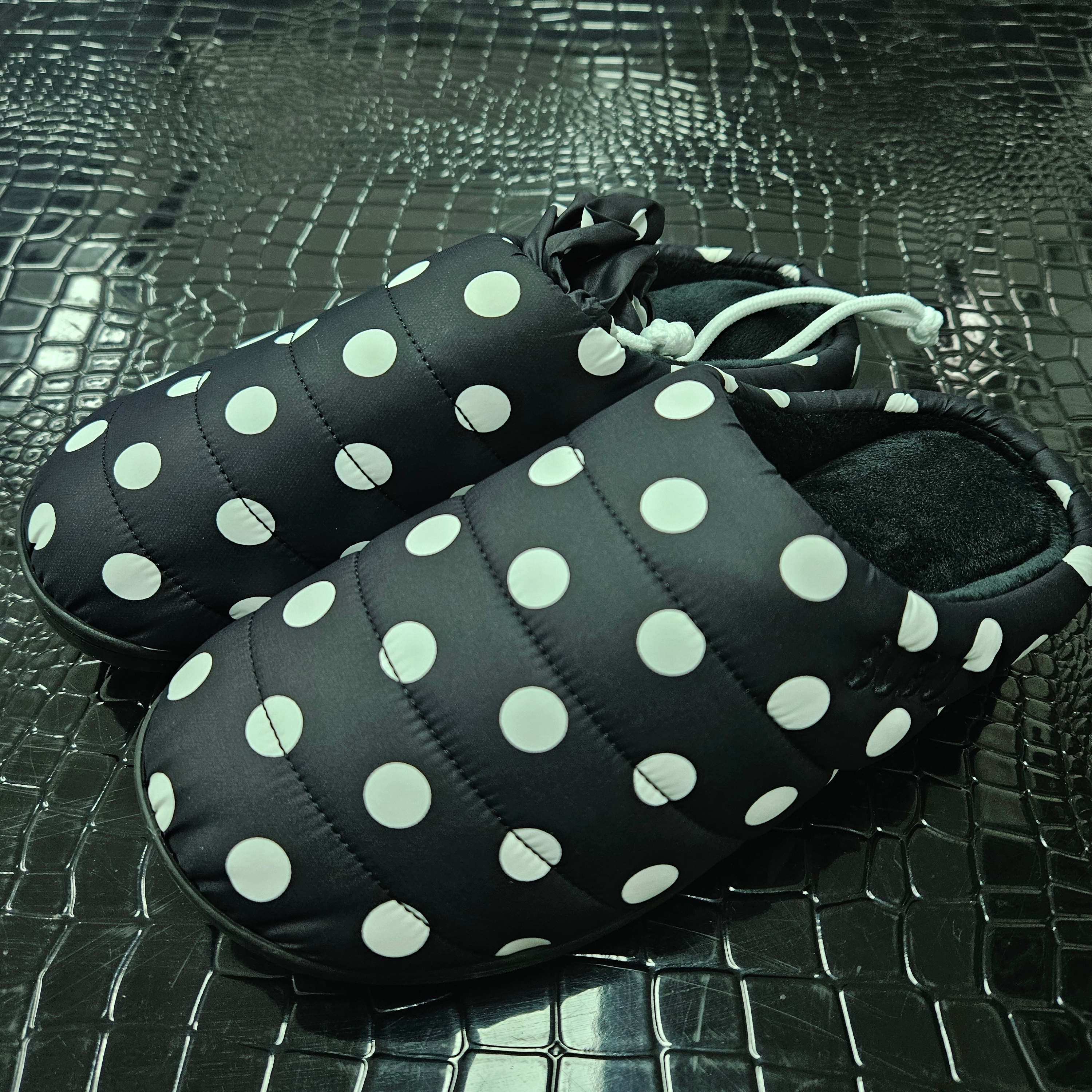 Subu Permanent F-Line Dots 착용 스타일 - 1