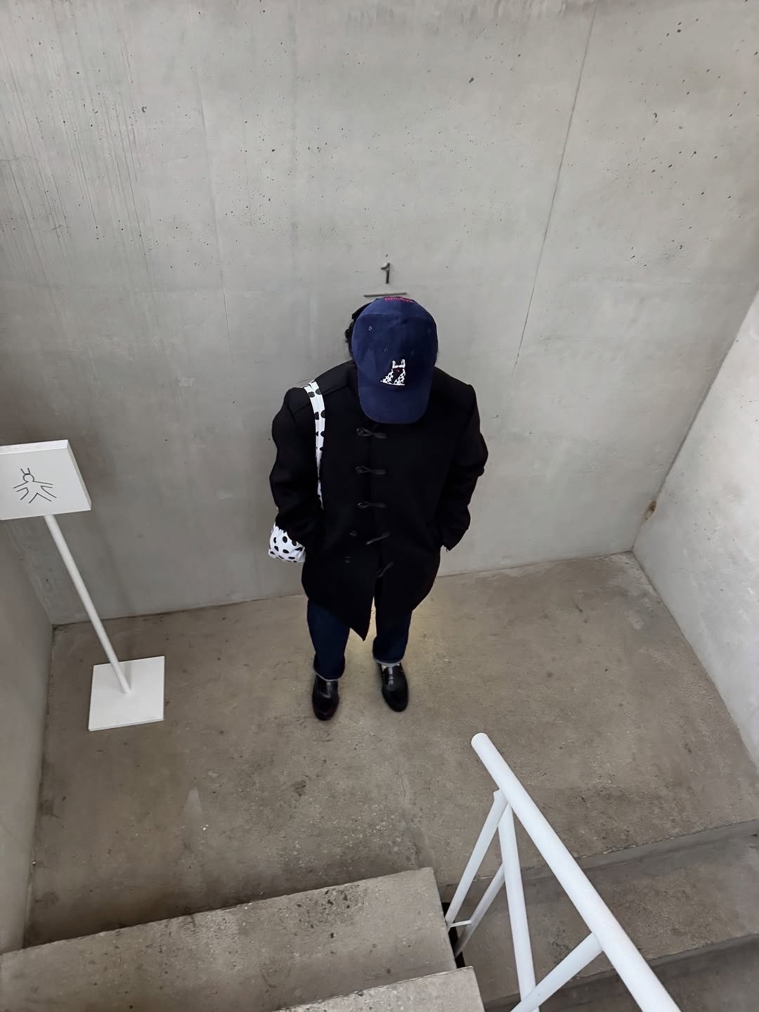 HARUTA X Insane Garage IG906 Black Penny Loafer 착용 스타일 - 1