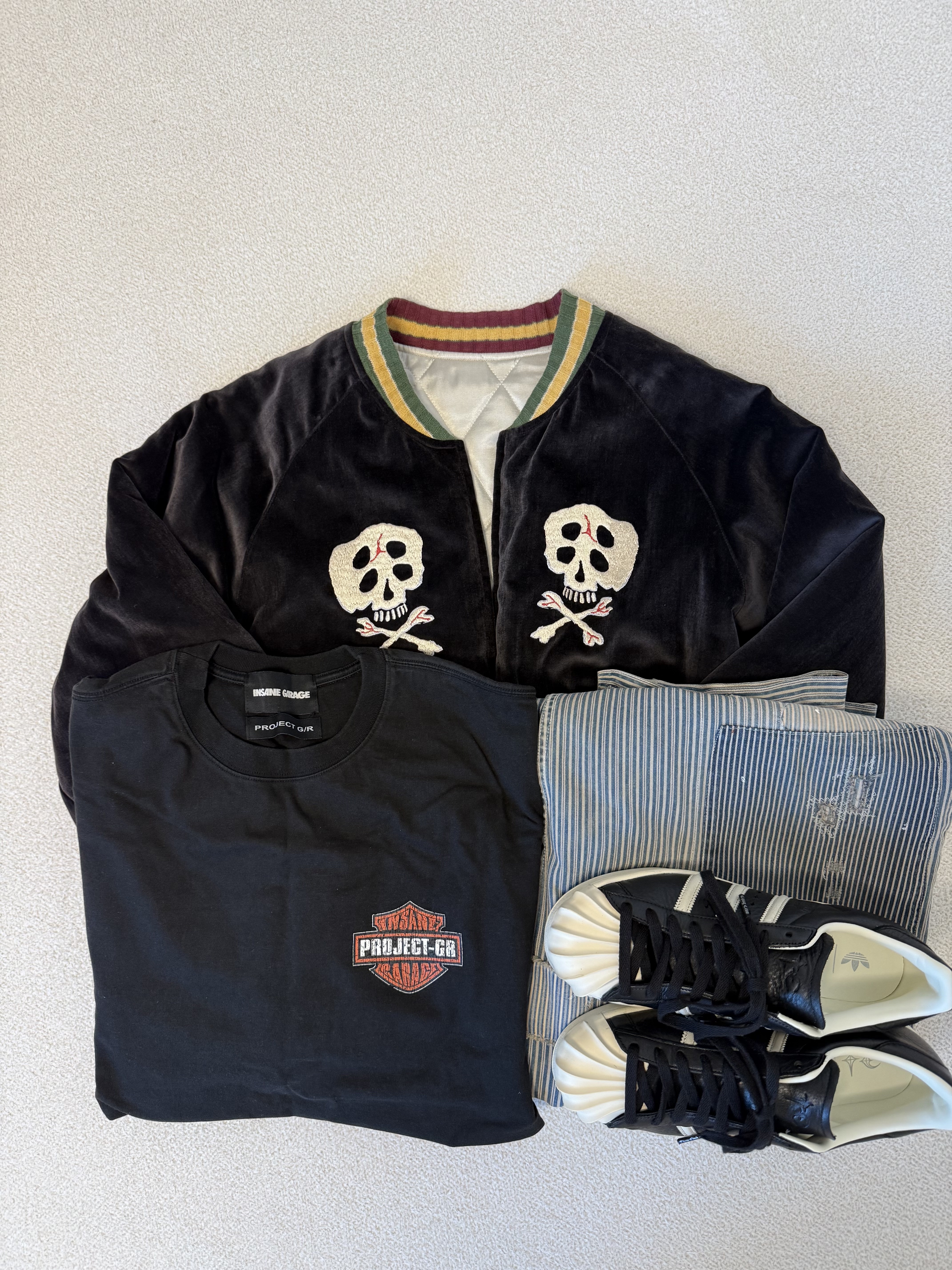 Adidas x Thug Club Superstar Vintage Core Black Cream White 착용 스타일 - 1