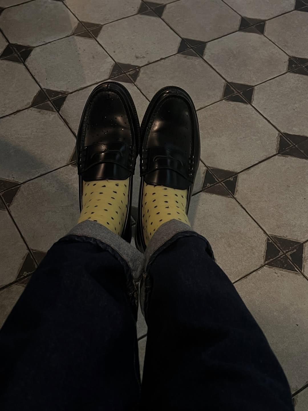 HARUTA X Insane Garage IG906 Black Penny Loafer 착용 스타일 - 5