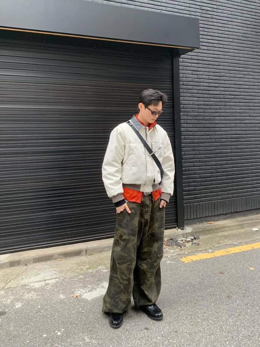 HARUTA X Insane Garage IG906 Black Penny Loafer 착용 스타일 - 2