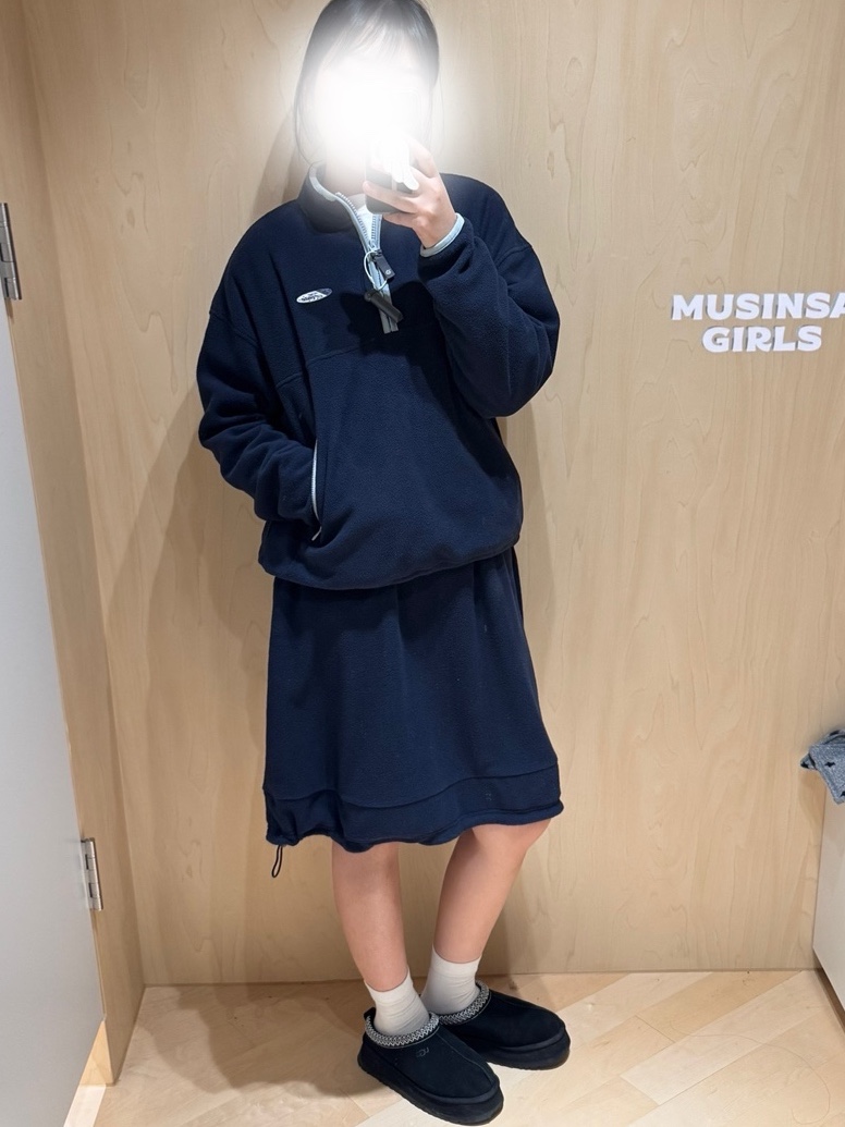 AEAE Symbol Fleece Anorak Navy, AEAE Balloon Fleece Skirt Navy 착용 스타일