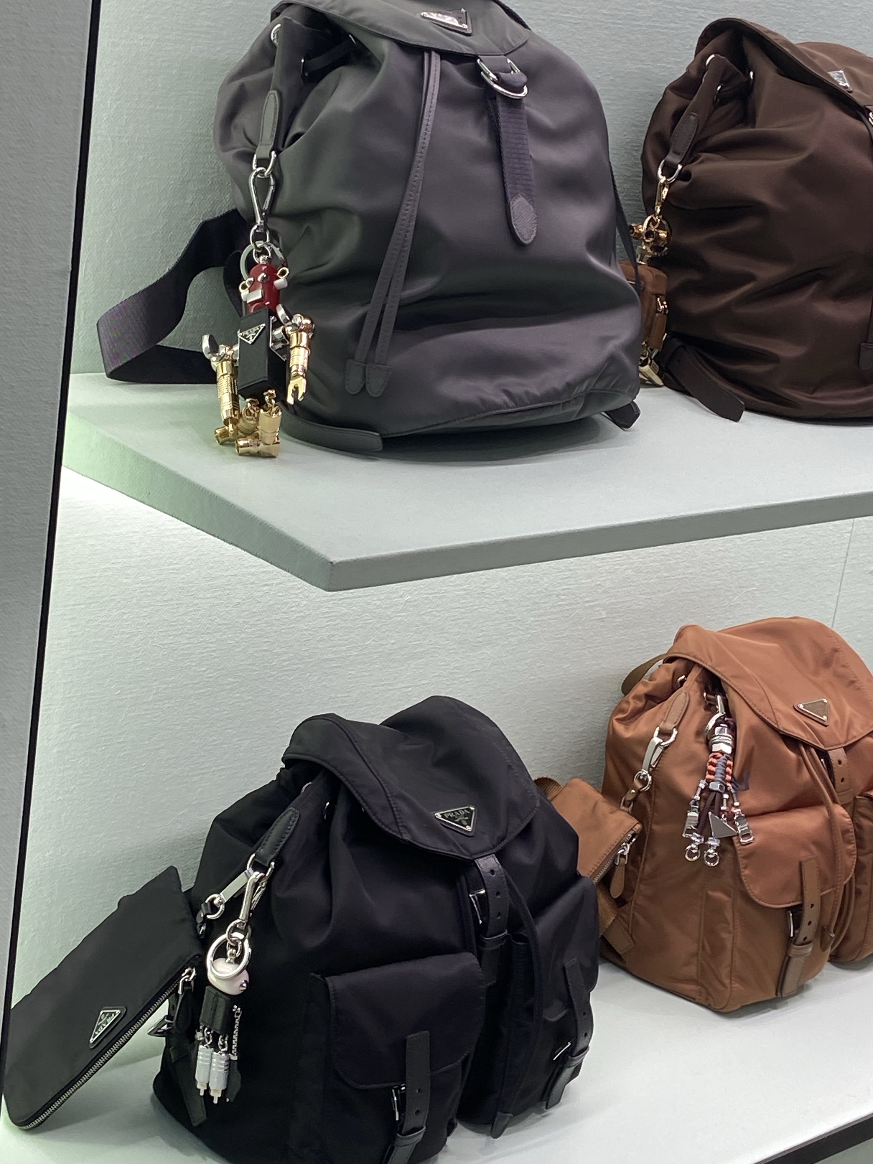 Prada Nylon Backpack Black, Prada Robot Saffiano Leather Key Ring Charm Black 착용 스타일