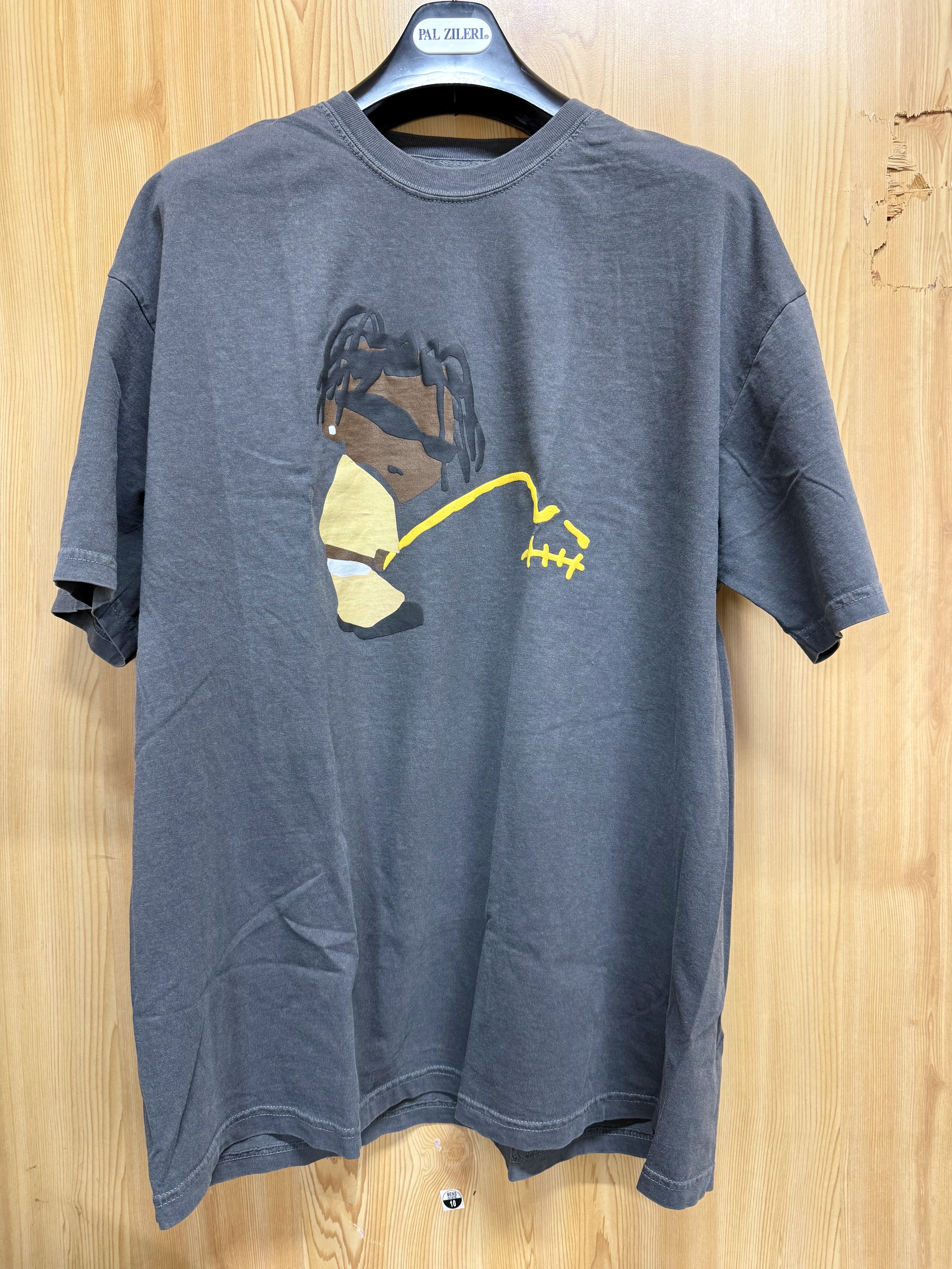 Travis Scott Rodeo x Cactus Plant Flee Market Track 8 T-Shirt Black 착용 스타일 - 1