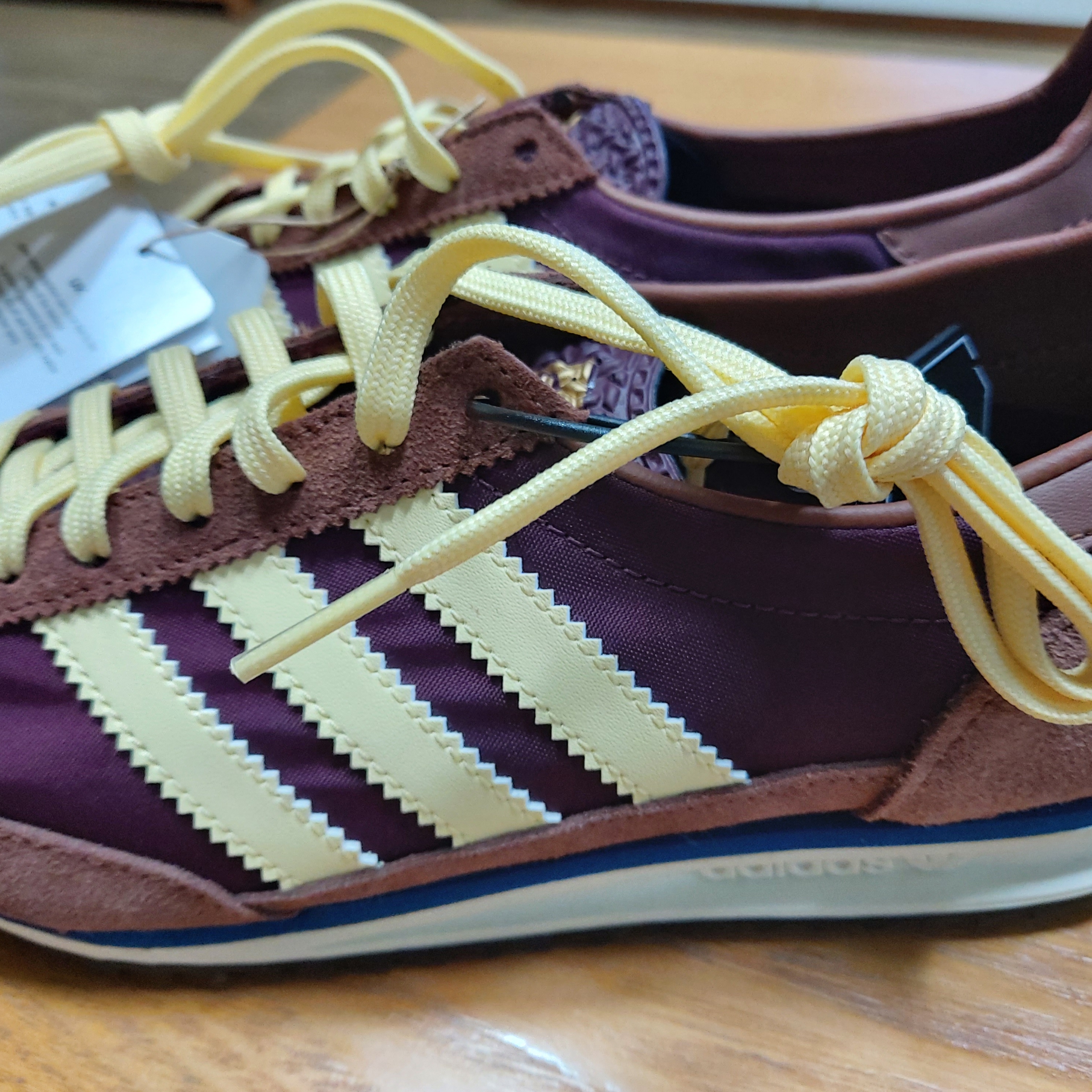 (W) Adidas SL 72 OG Maroon Almost Yellow 착용 스타일 - 2