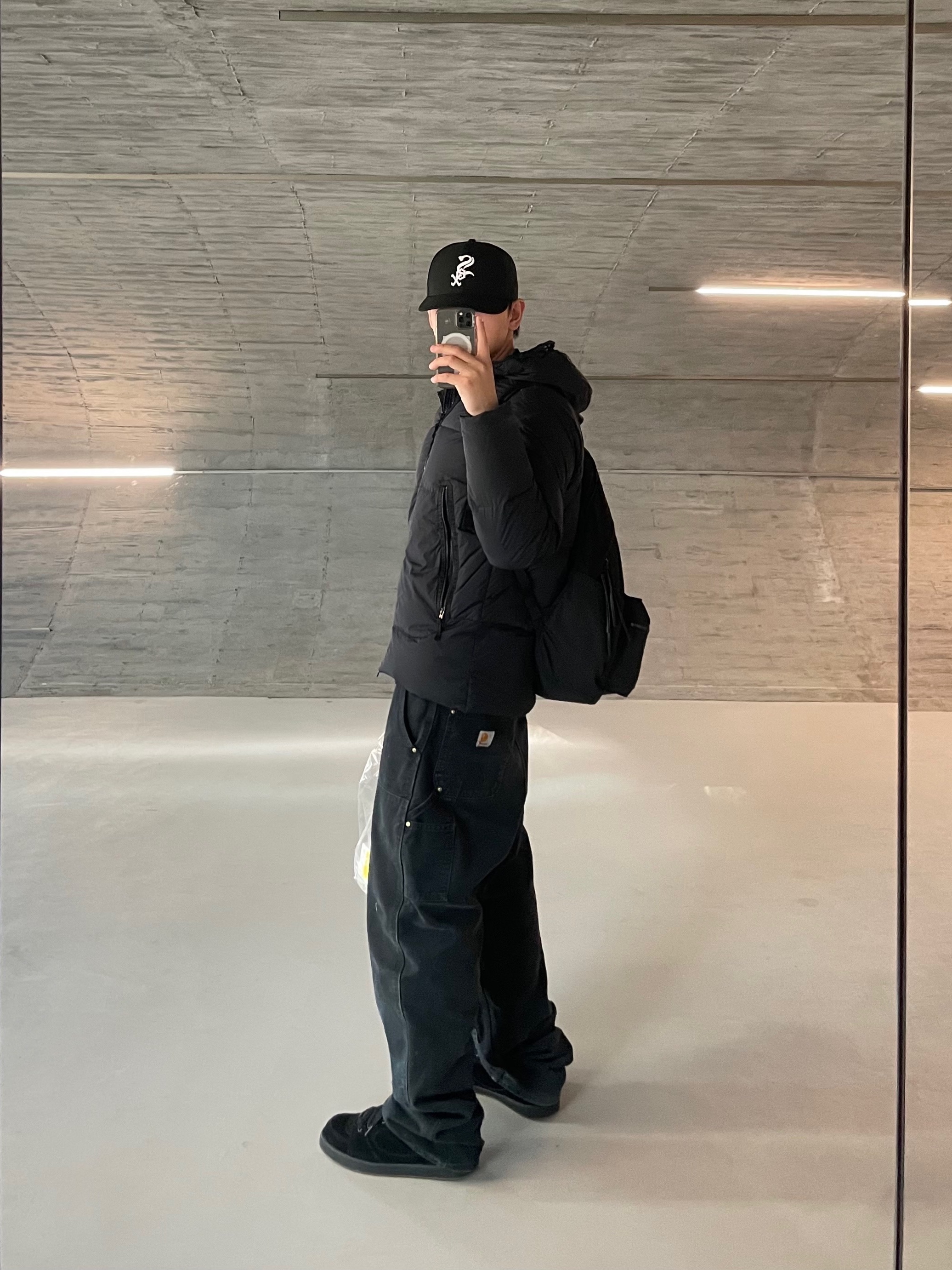 Stone Island 4100011 Crinkle Reps NY Recycled Nylon Hooded Down Jacket Black - 25FW, New Era 59Fifty MLB Authentic New York Yankees Game Navy 착용 스타일 - 1