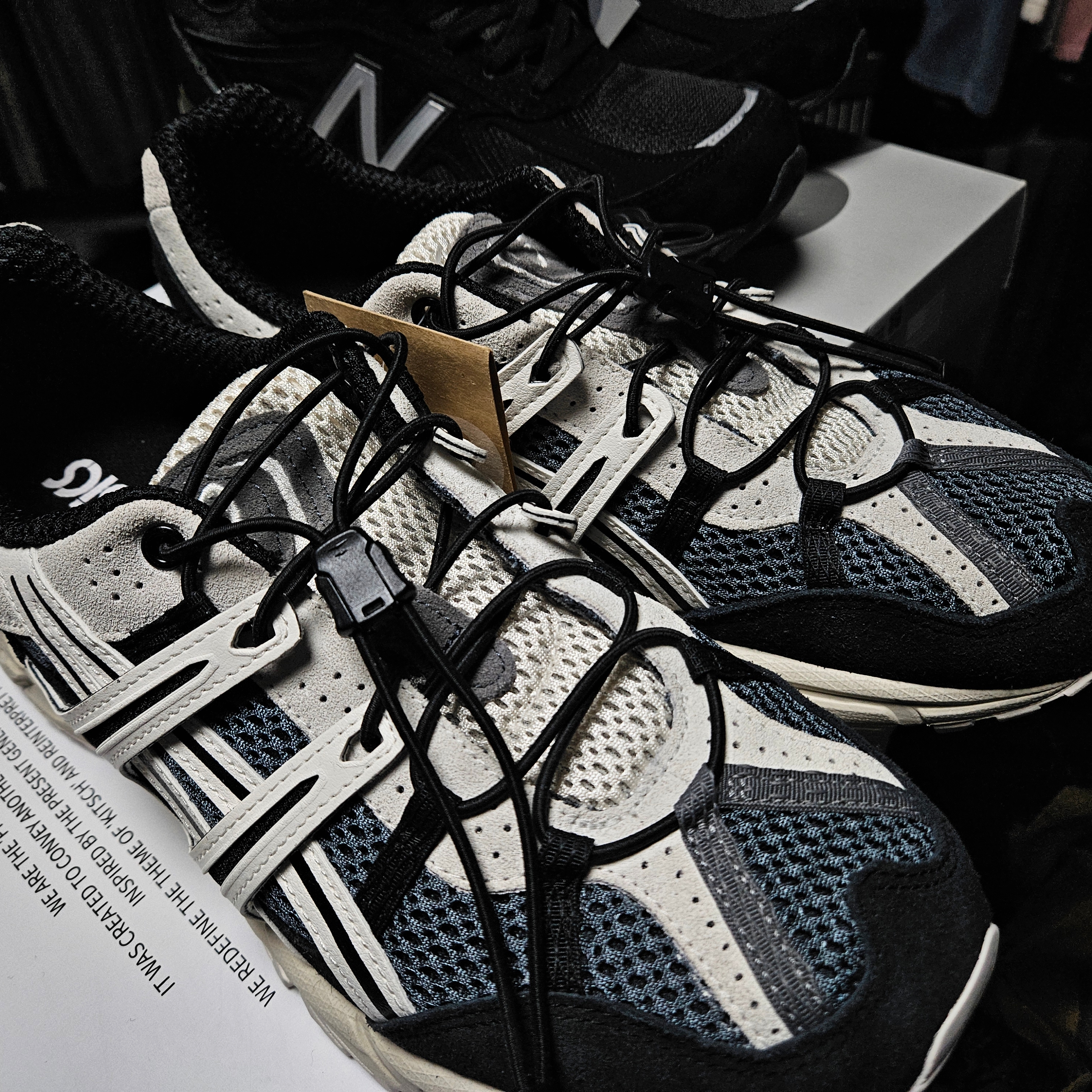 Asics Unlimited Gel-Sonoma 15-50 Carrier Grey White Alyssum 착용 스타일 - 2