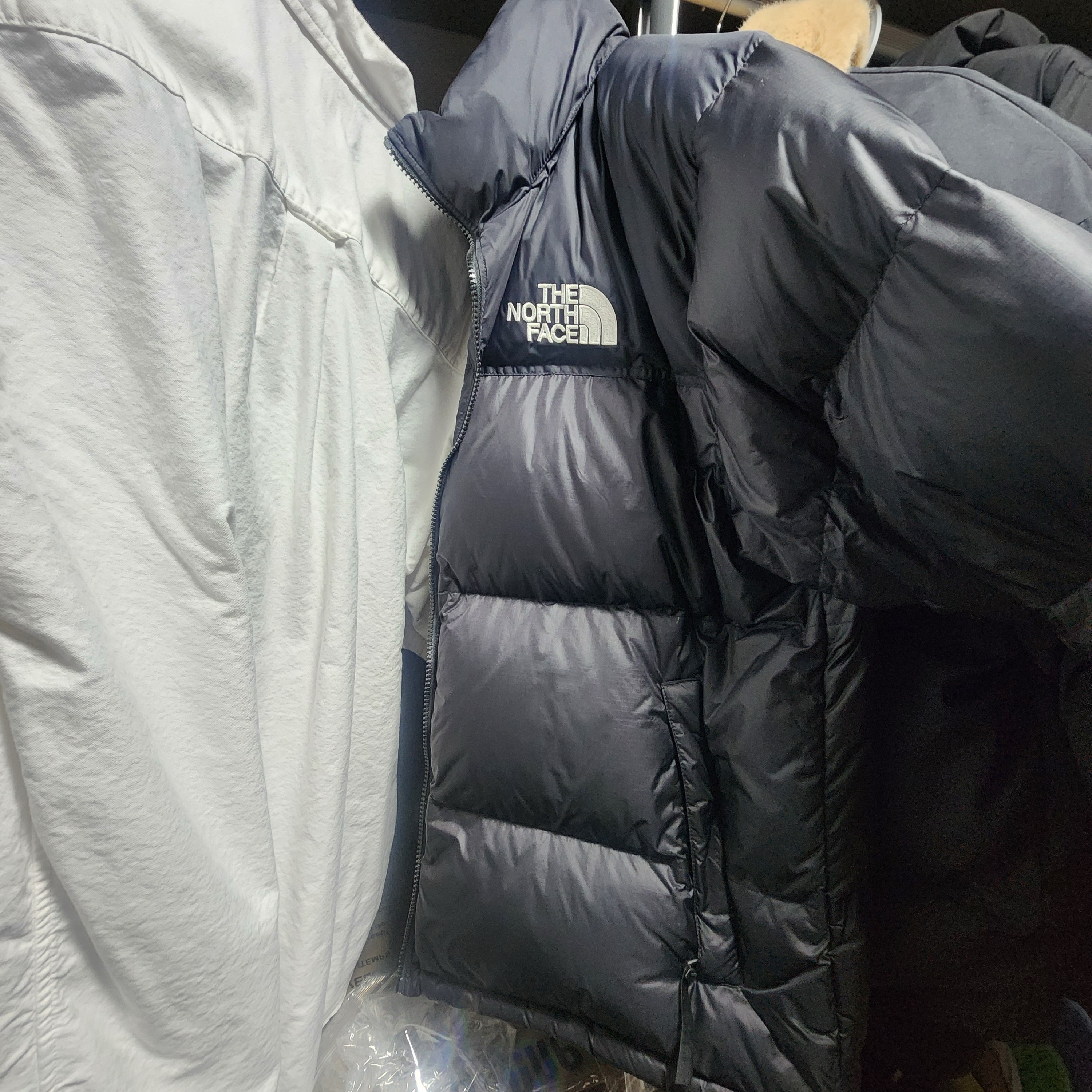 The North Face 1996 Eco Nuptse Jacket Black 착용 스타일
