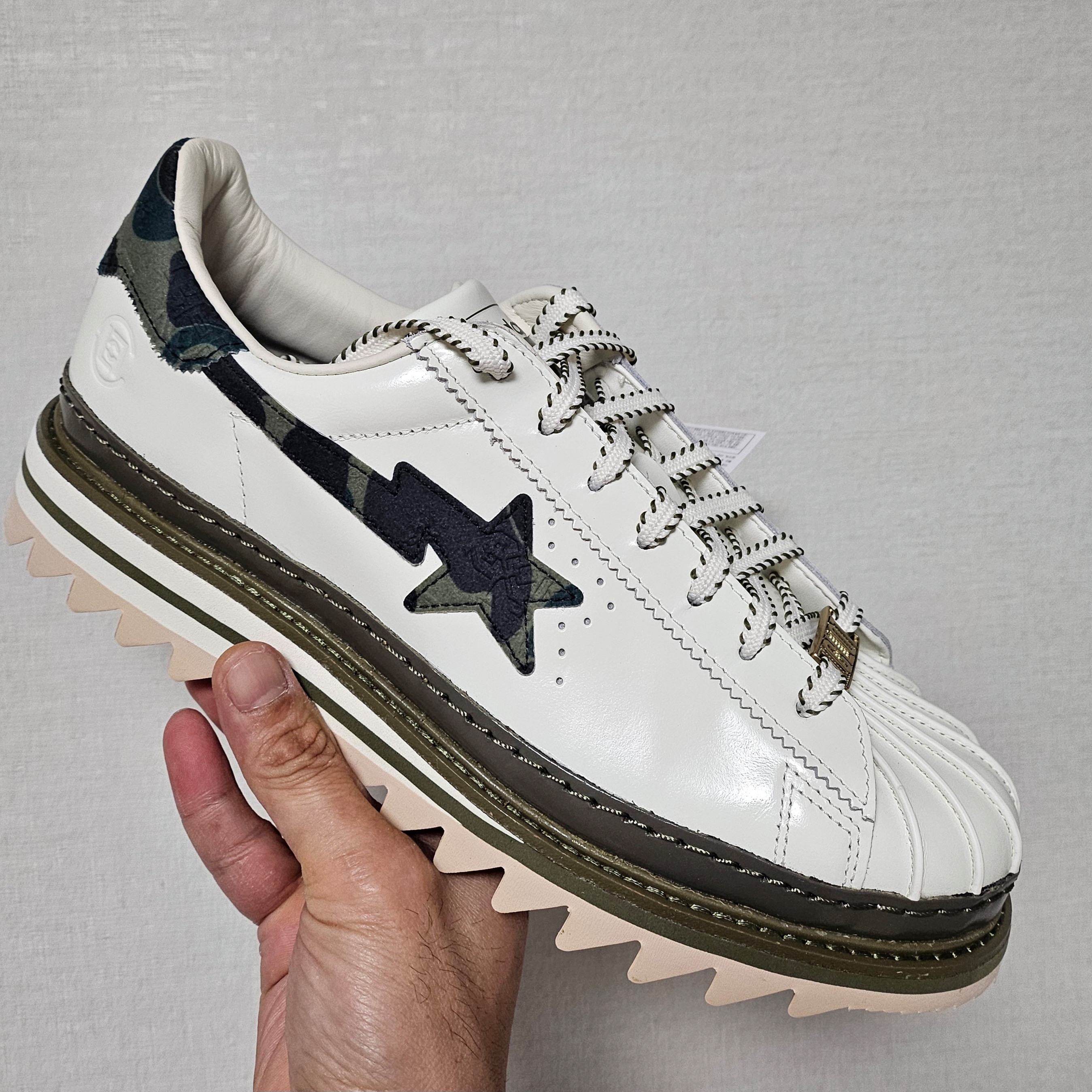Adidas x BAPE x Edison Chen Clot Superstar Off White Branch 착용 스타일 - 1