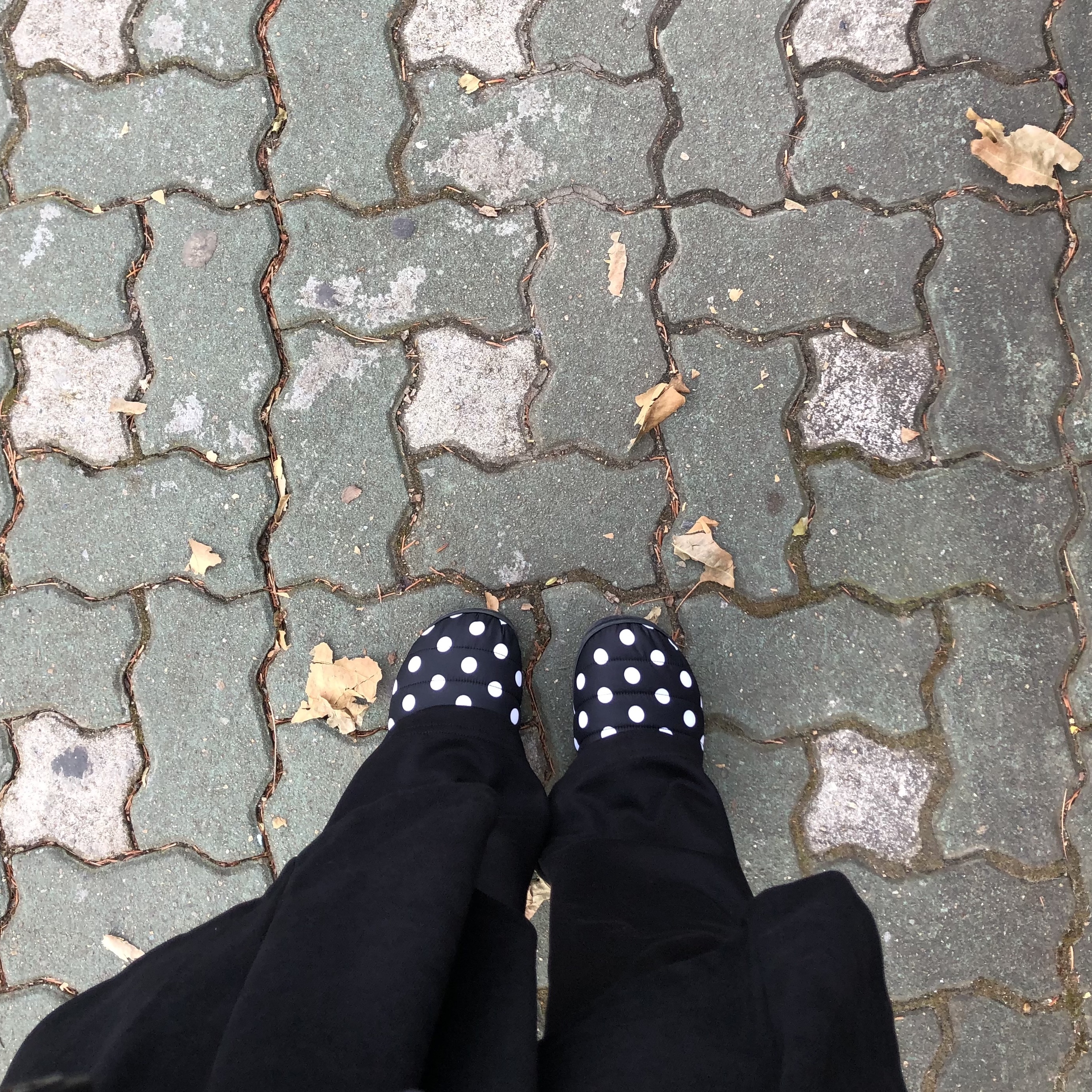 Subu Permanent F-Line Dots 착용 스타일