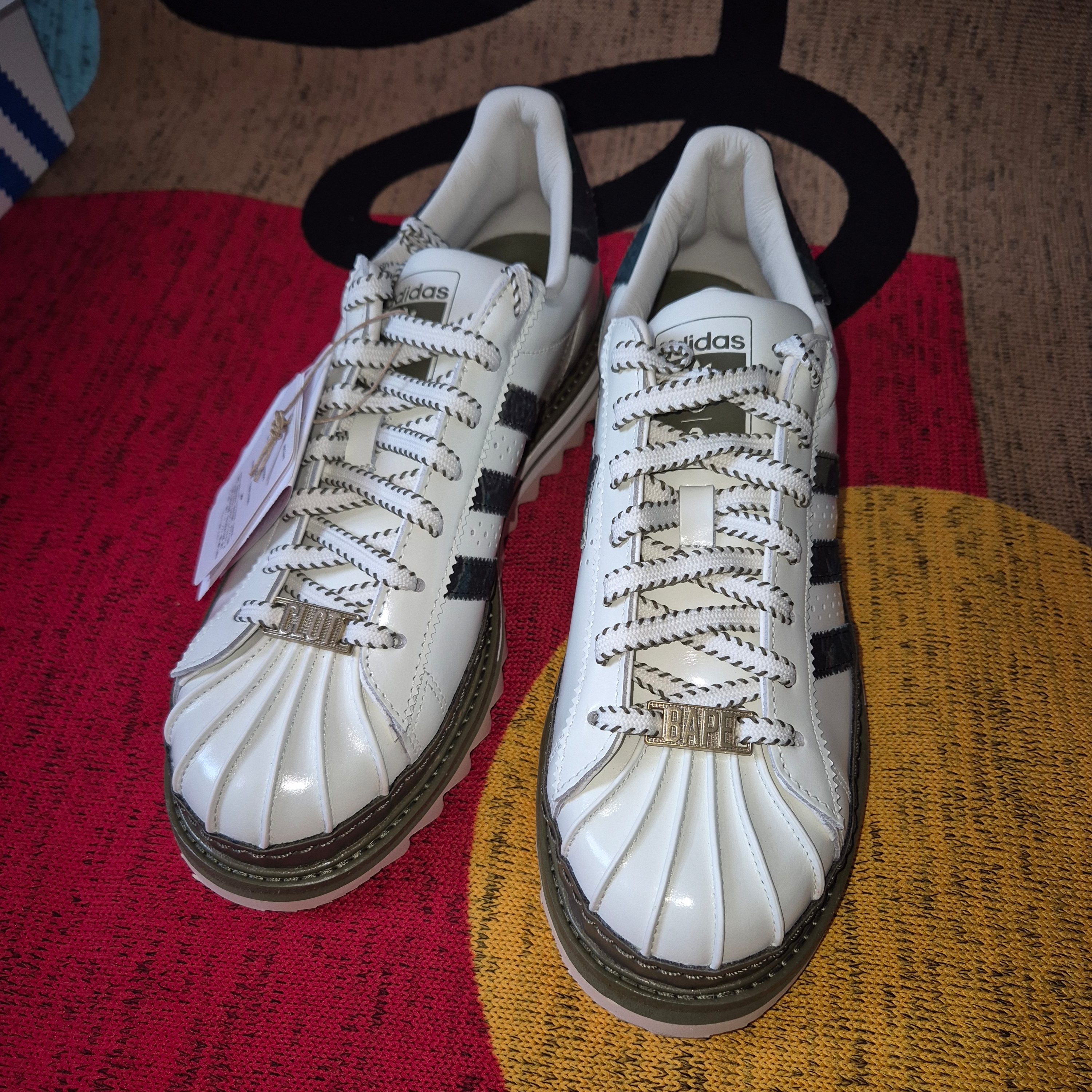 Adidas x BAPE x Edison Chen Clot Superstar Off White Branch 착용 스타일 - 1