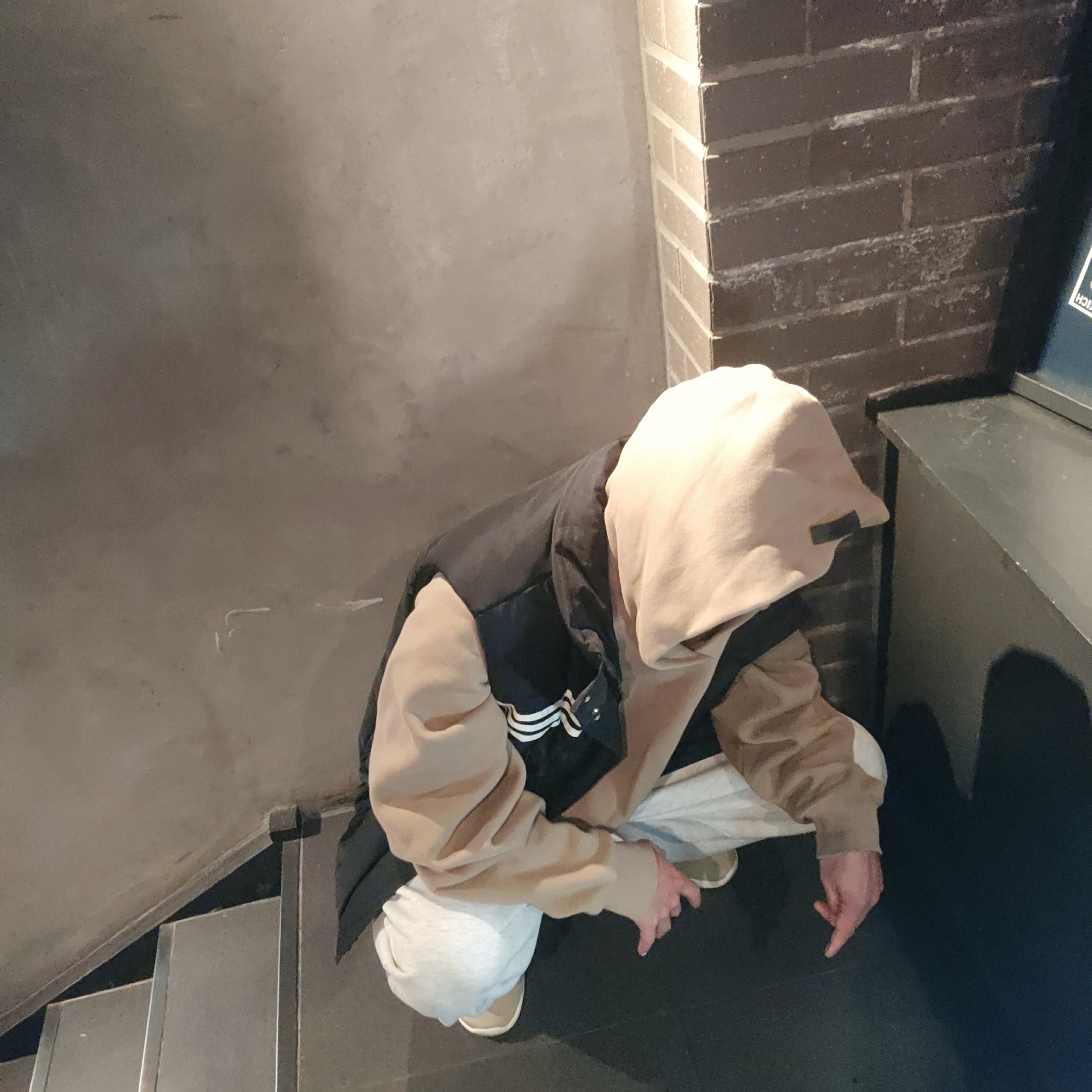 Essentials Hoodie Oak - 22SS, Nike Burrow Khaki Rattan 착용 스타일 - 2