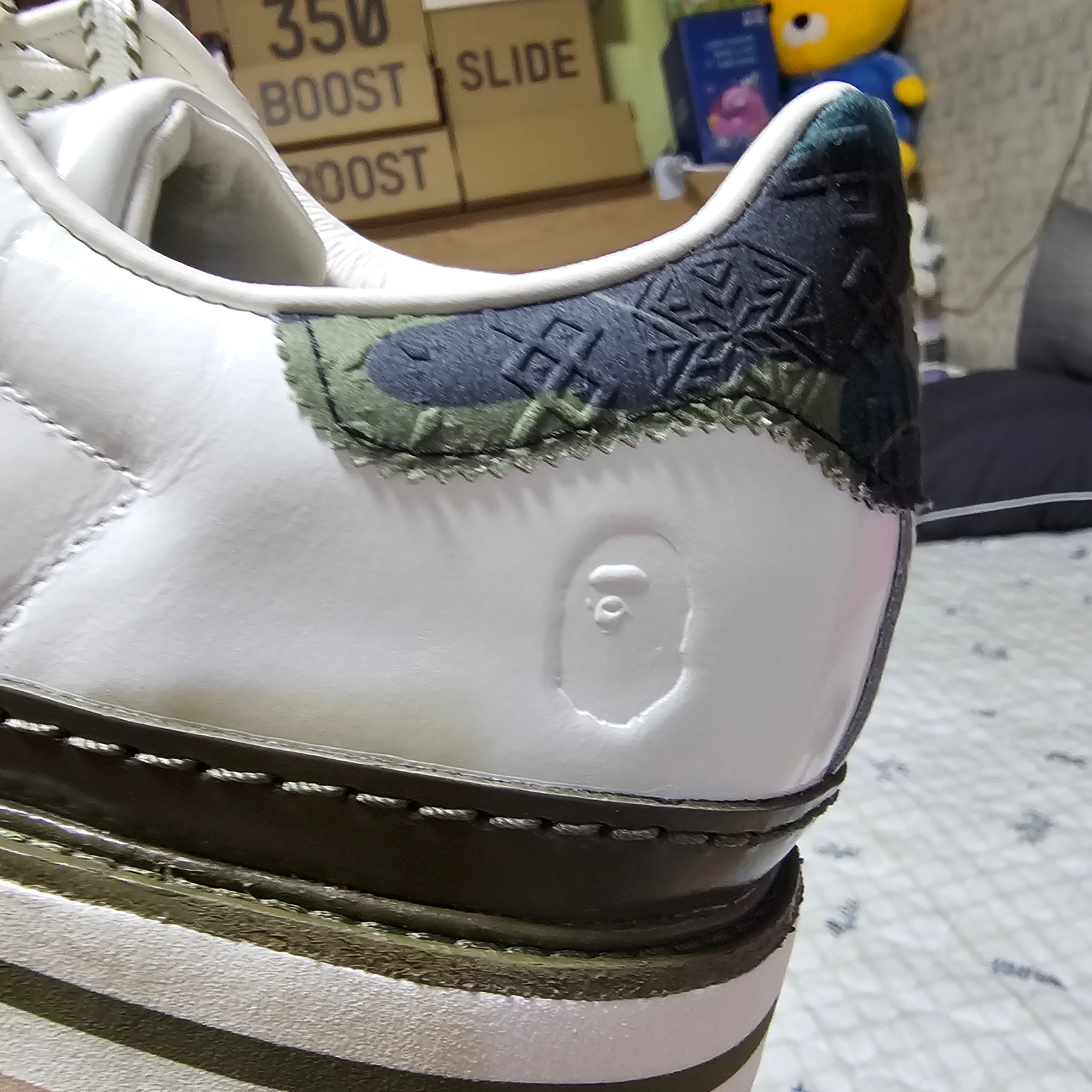 Adidas x BAPE x Edison Chen Clot Superstar Off White Branch 착용 스타일 - 3
