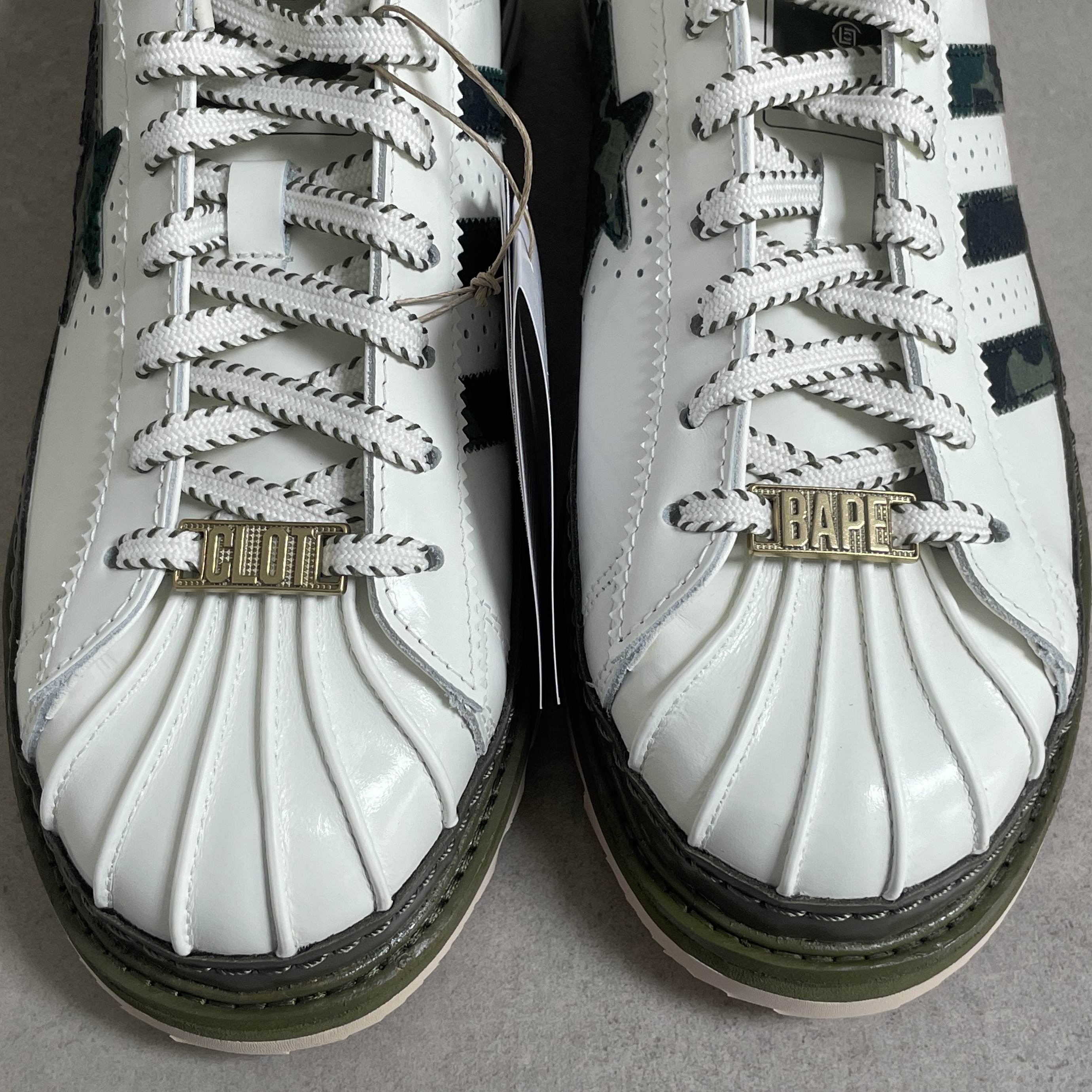 Adidas x BAPE x Edison Chen Clot Superstar Off White Branch 착용 스타일 - 3