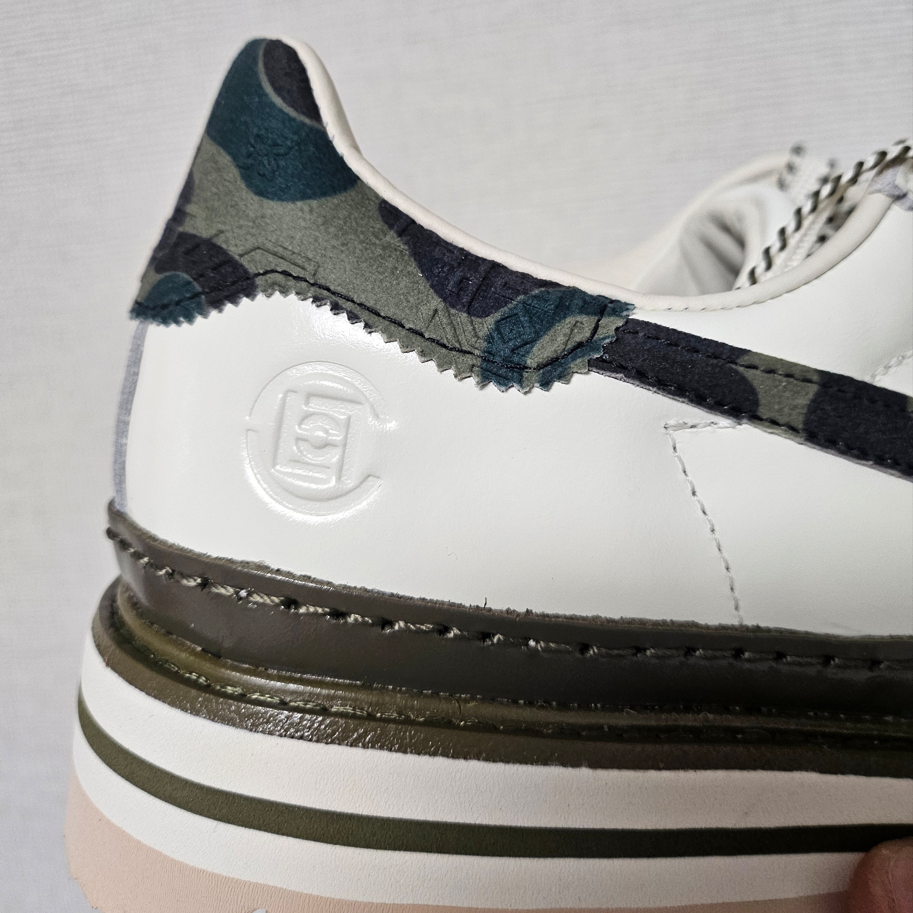 Adidas x BAPE x Edison Chen Clot Superstar Off White Branch 착용 스타일 - 3