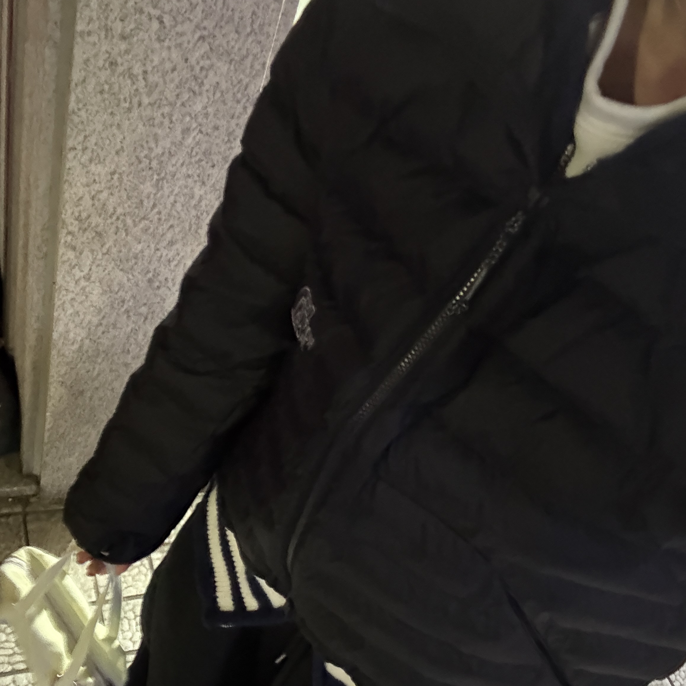The North Face Ventus On Jacket Black 착용 스타일