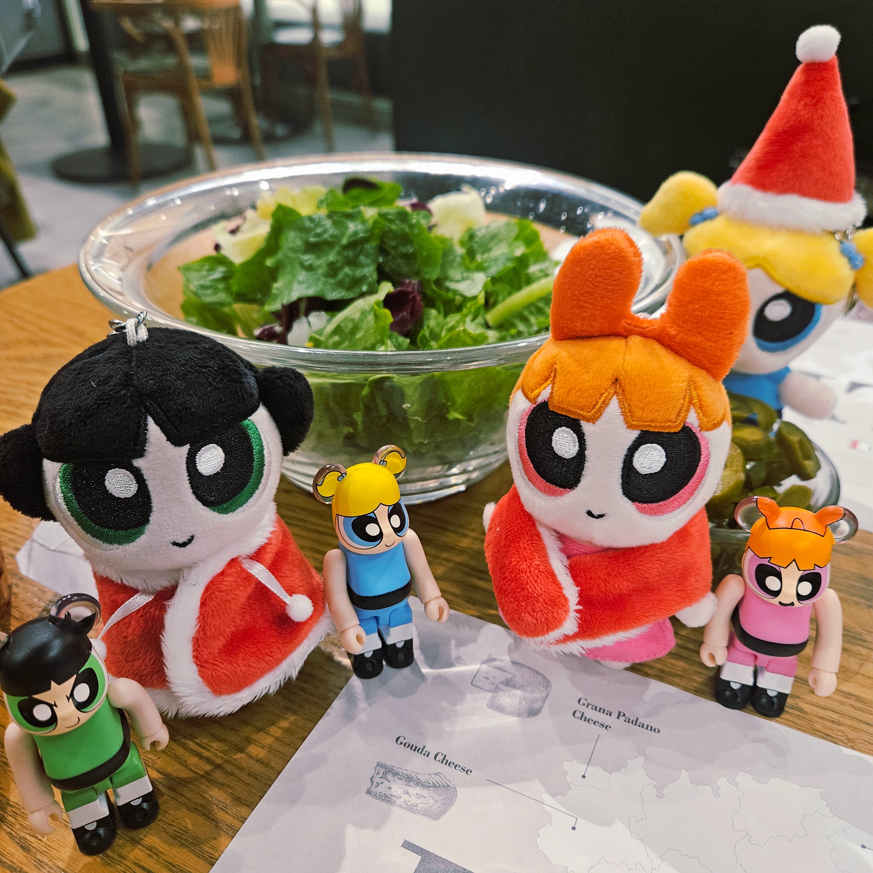KINKIROBOT Bearbrick 50 Series (홀케이스) 착용 스타일 - 1