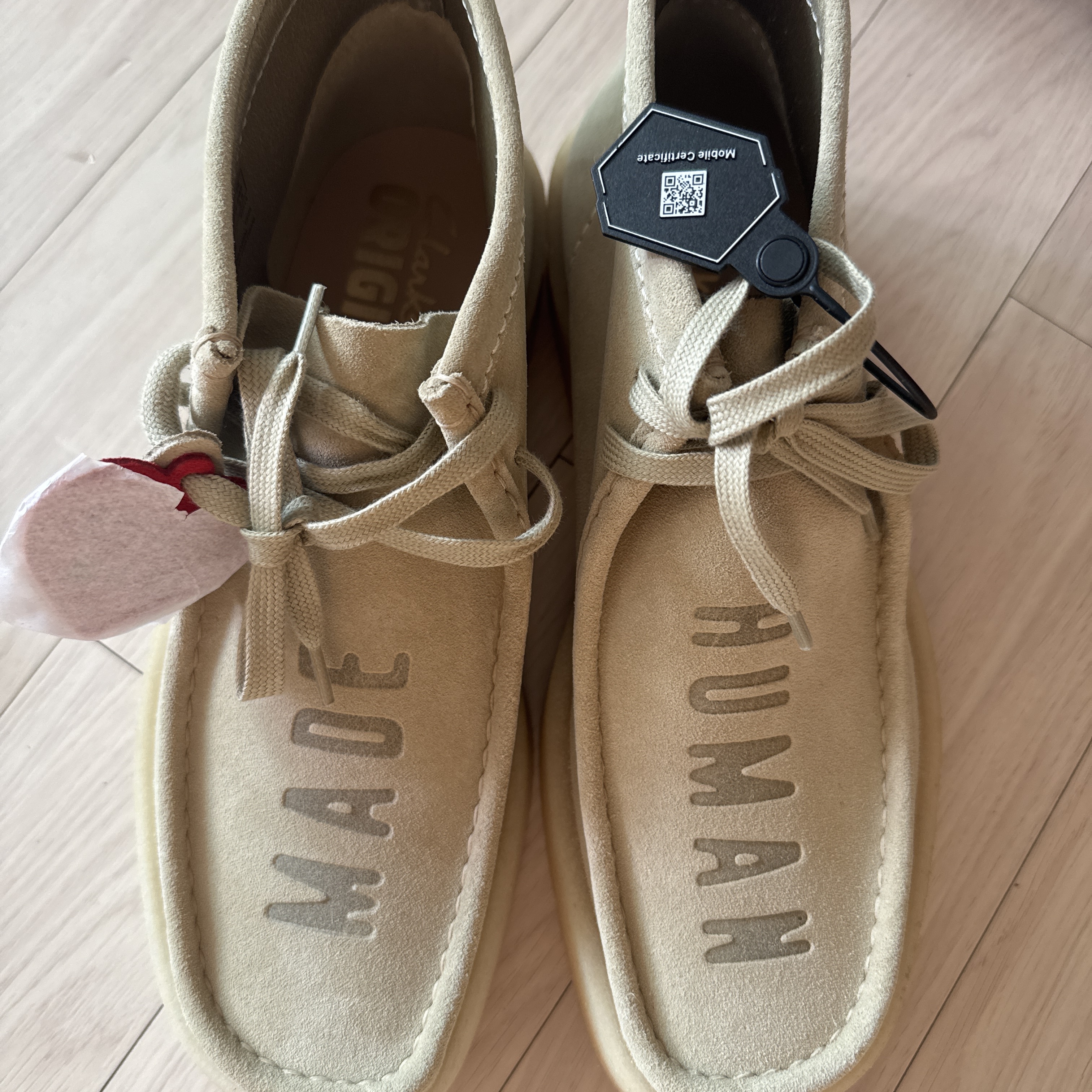 Clarks x Human Made Wallabee Made Beige 착용 스타일 - 4