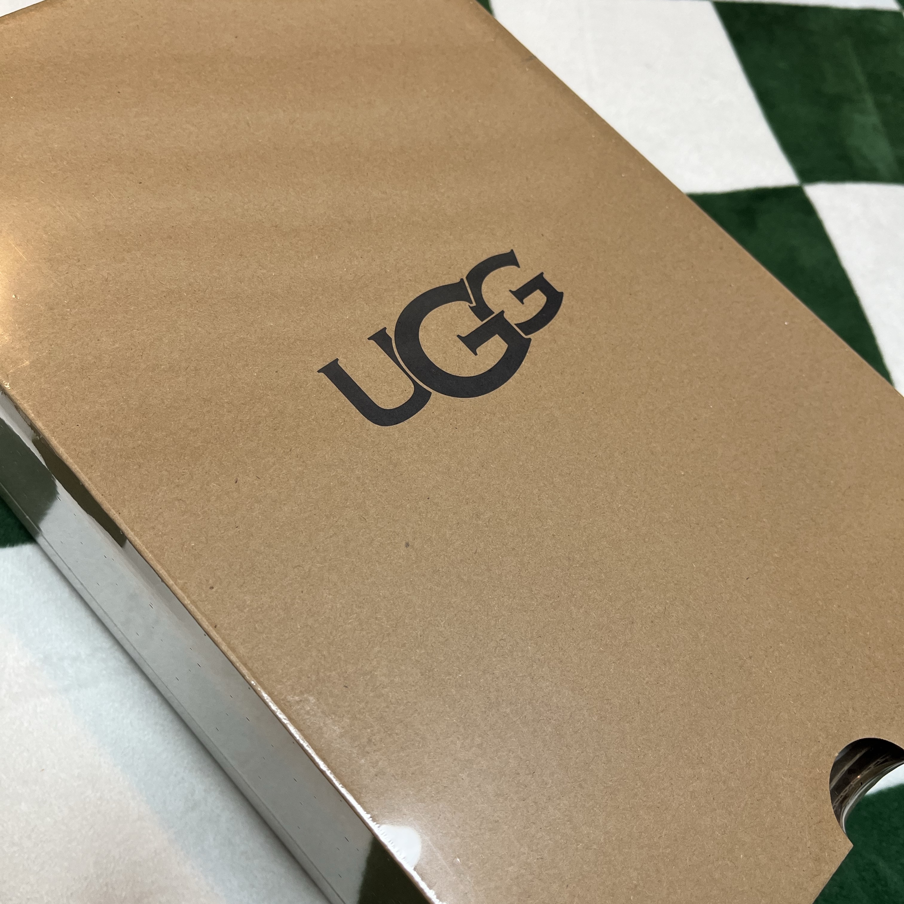 (W) UGG Tazz II Chestnut 착용 스타일 - 1