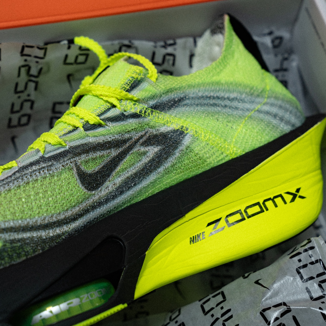 Nike Air Zoom Alphafly Next% 3 Multicolor Volt 착용 스타일 - 7