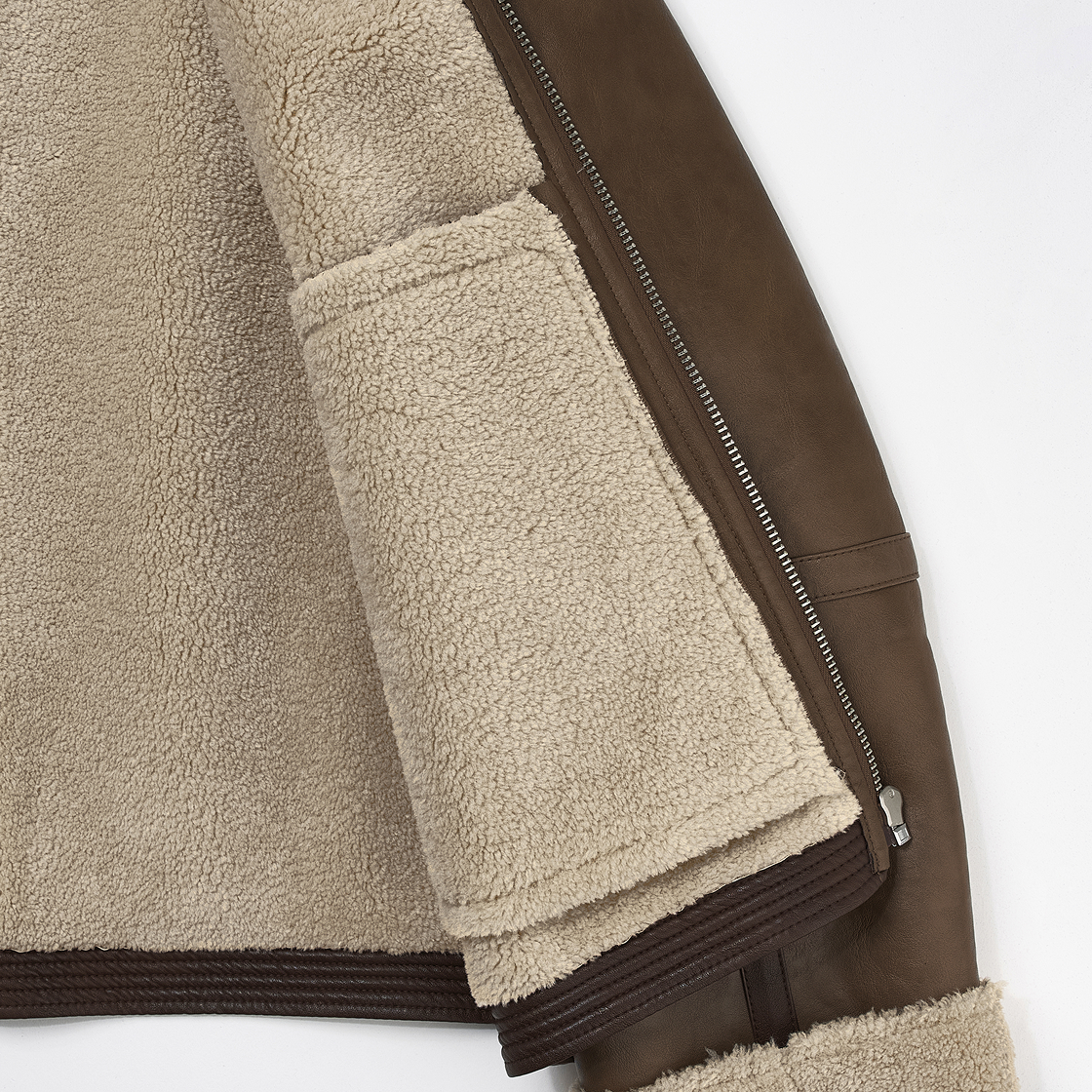 마뗑킴 퍼 포인트 레더 무스탕 점퍼 브라운(Matin Kim Fur Point Leather Mustang Jumper Brown) - 7